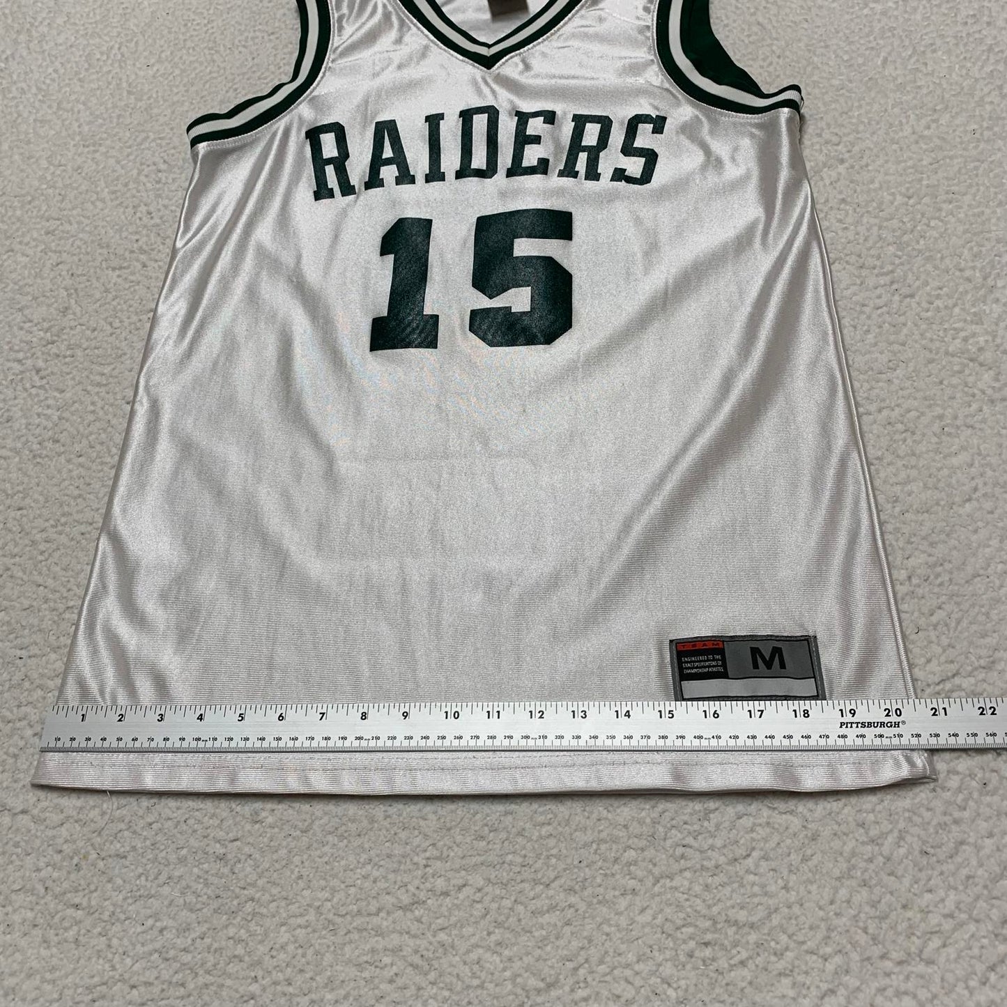 Vintage Nike Mens Raiders Basketball Jersey #15 Sz M White Late 90s Y2K