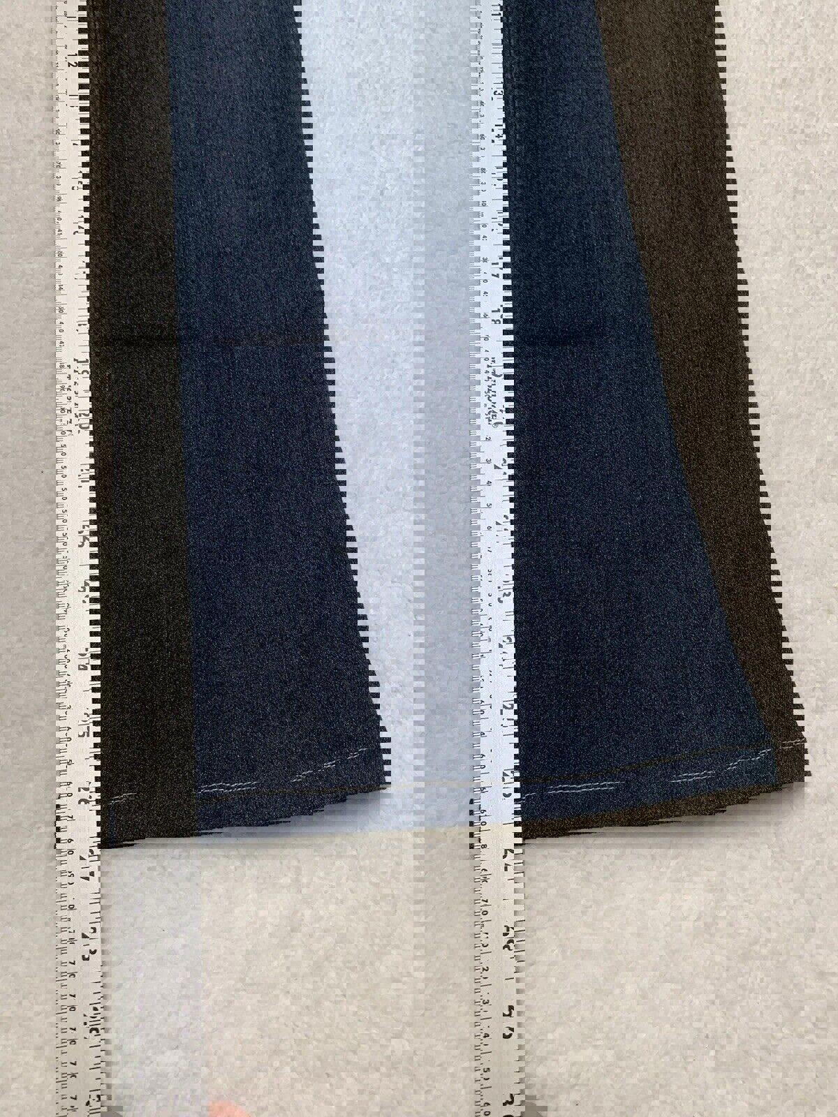 LEE Jeans Women's Sz 18 Short Classic Fit Dark Blue