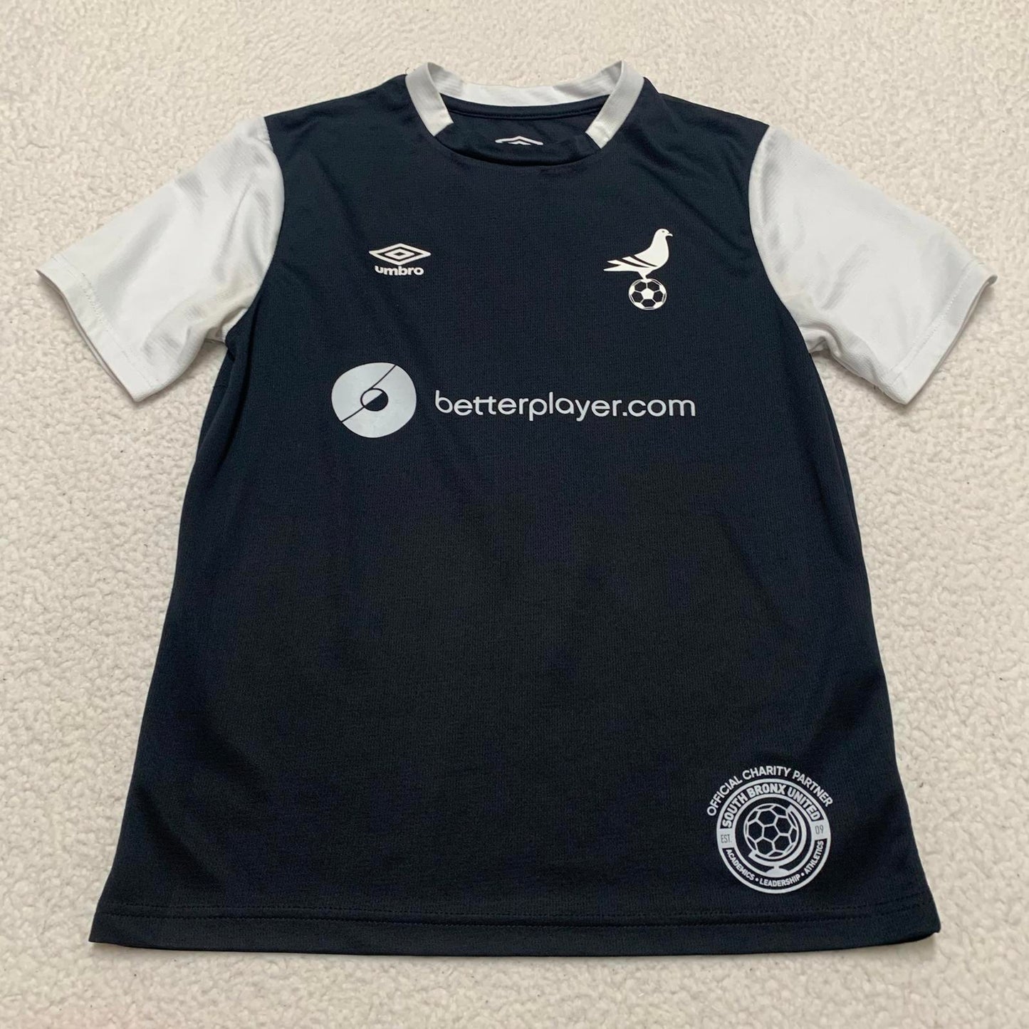 Umbro Unisex Youth Size Small Black NYC Footy Soccer Jersey