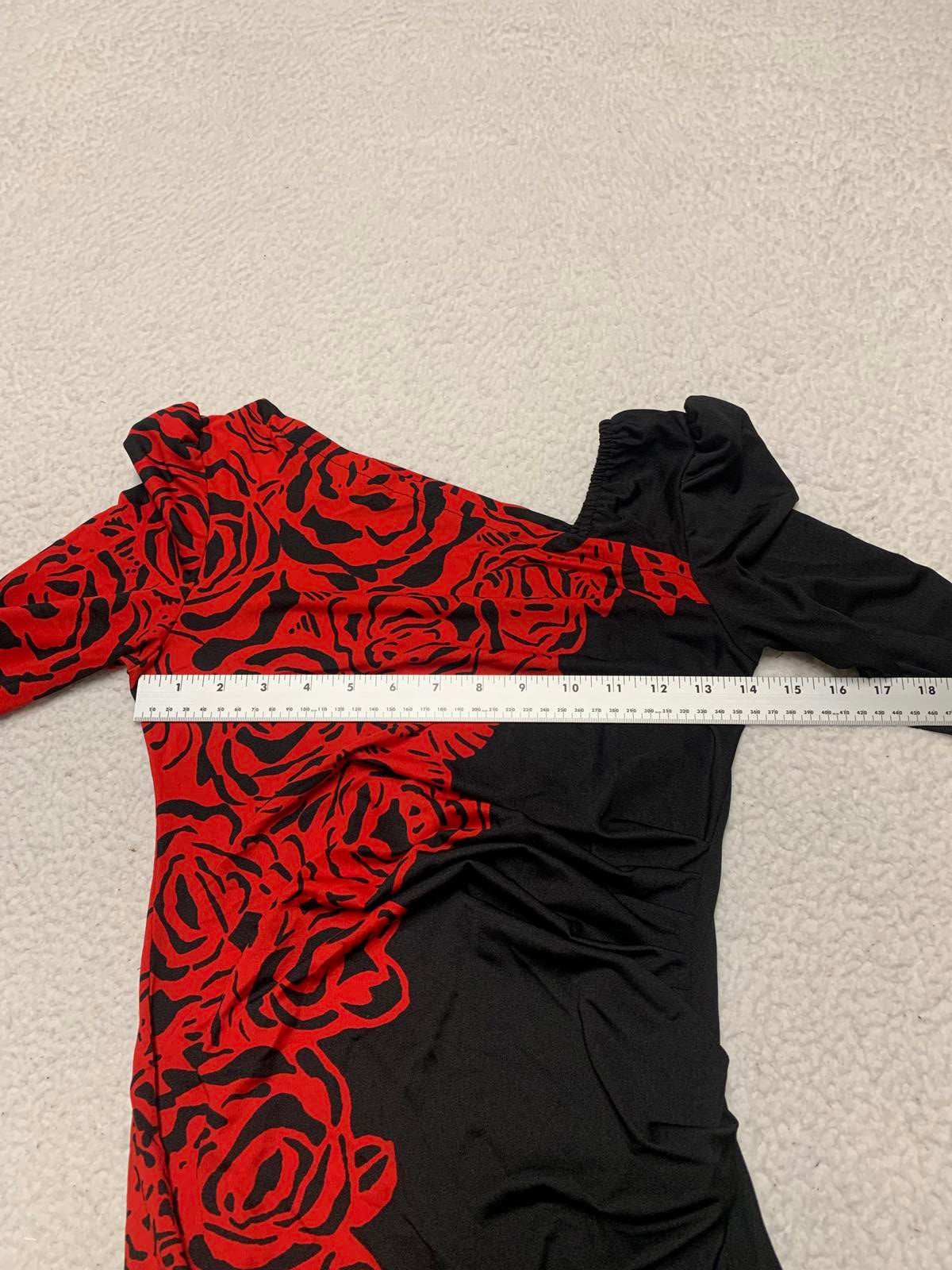 SZ Perfect Style by Shez Women’s Size Small Black Red Rose Print Dress