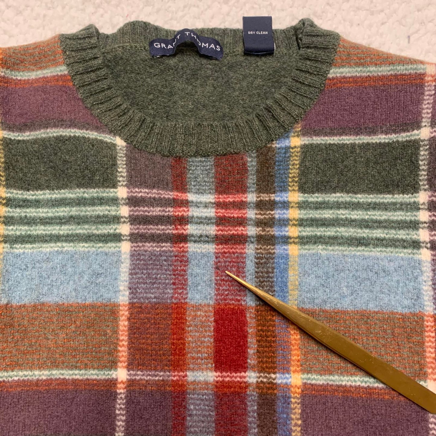 Grant Thomas Men's Size Large Plaid Wool Sweater