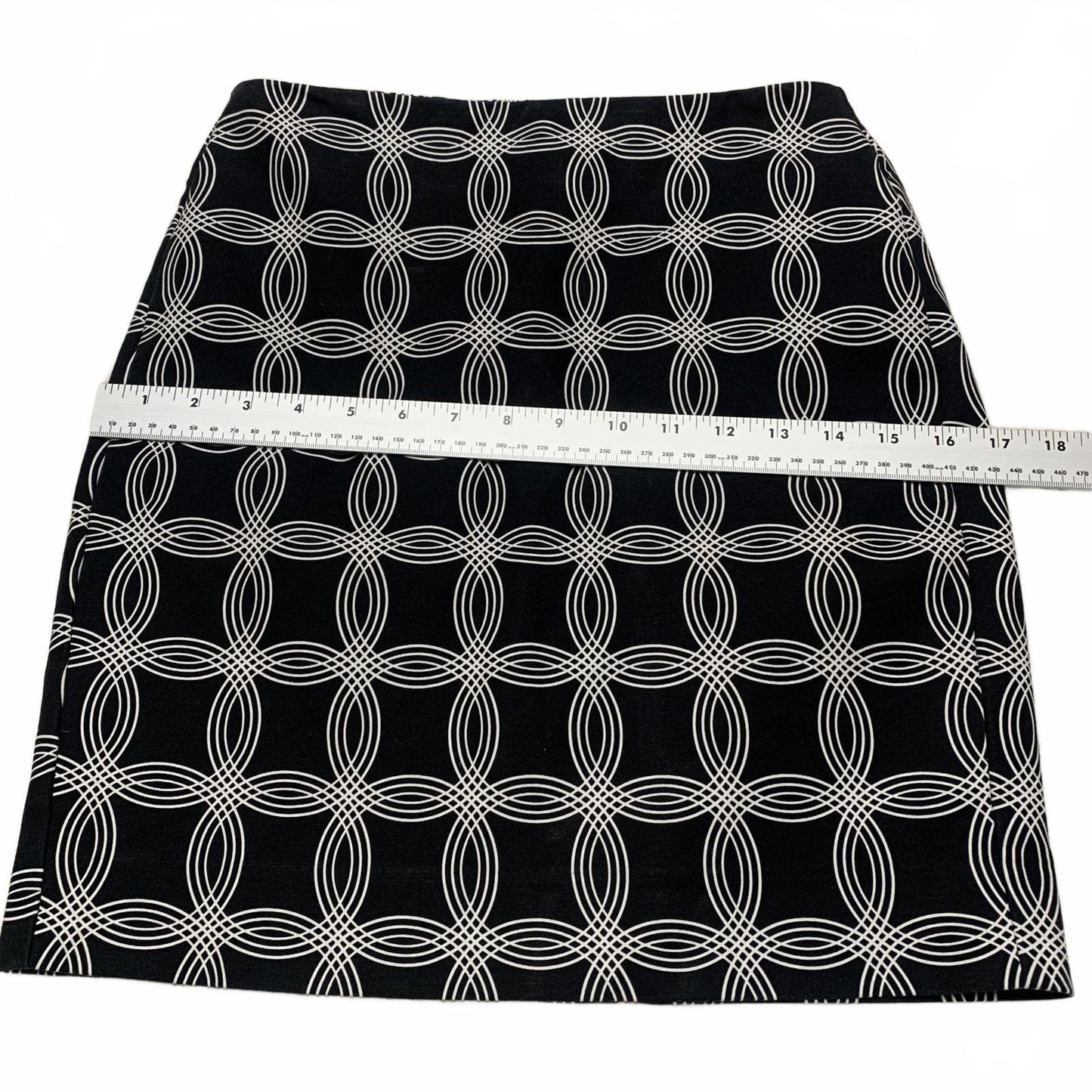 Banana Republic Womens Size 0 Black White Geometric Pattern Mini Skirt W26