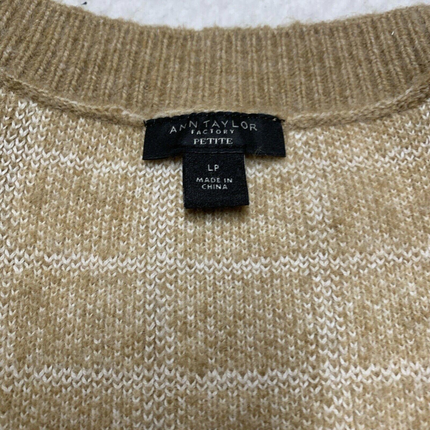 Ann Taylor Women’s Large Petite Beige Tan Sweater Jacket