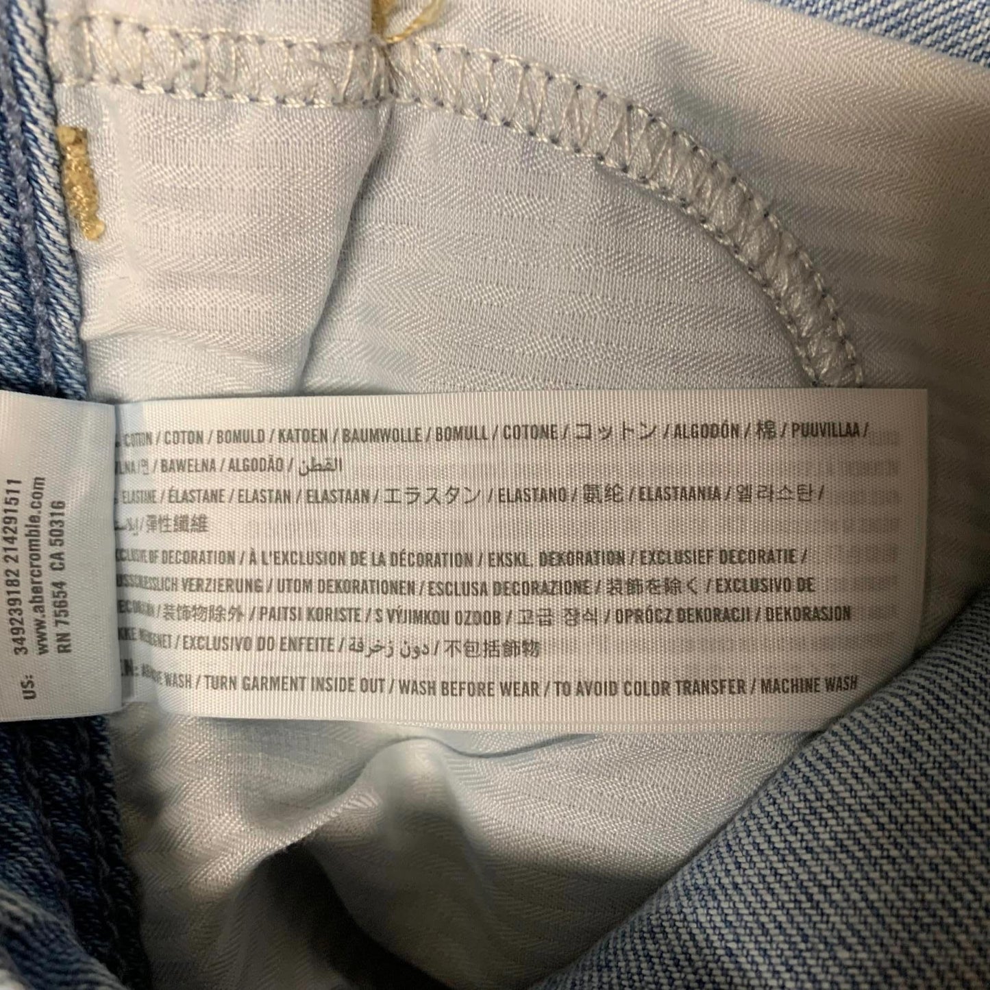 Hollister Ultra High-Rise Mom Shorts Sz 1 W25 Distressed Blue Wash