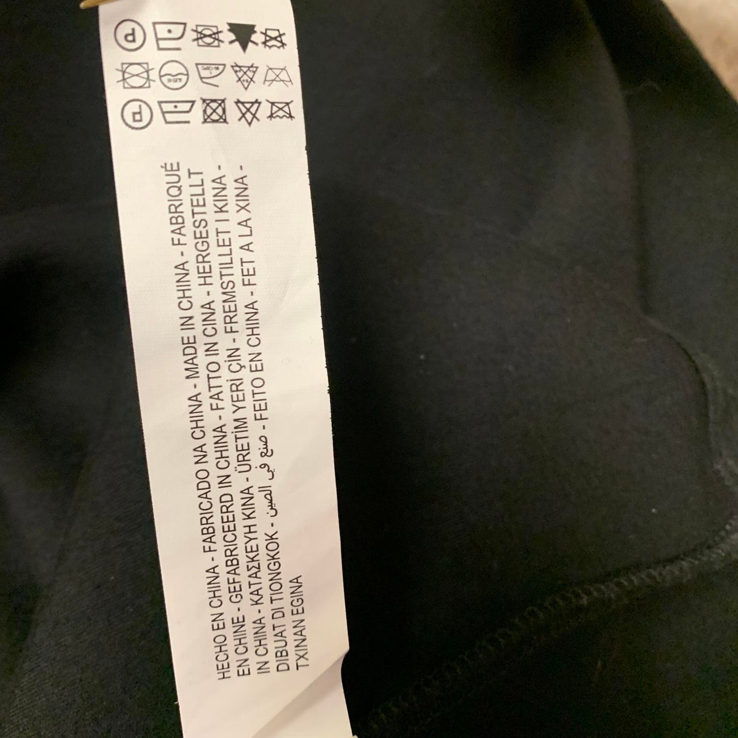 Zara Women’s X-Large Black Cropped Sweatshirt