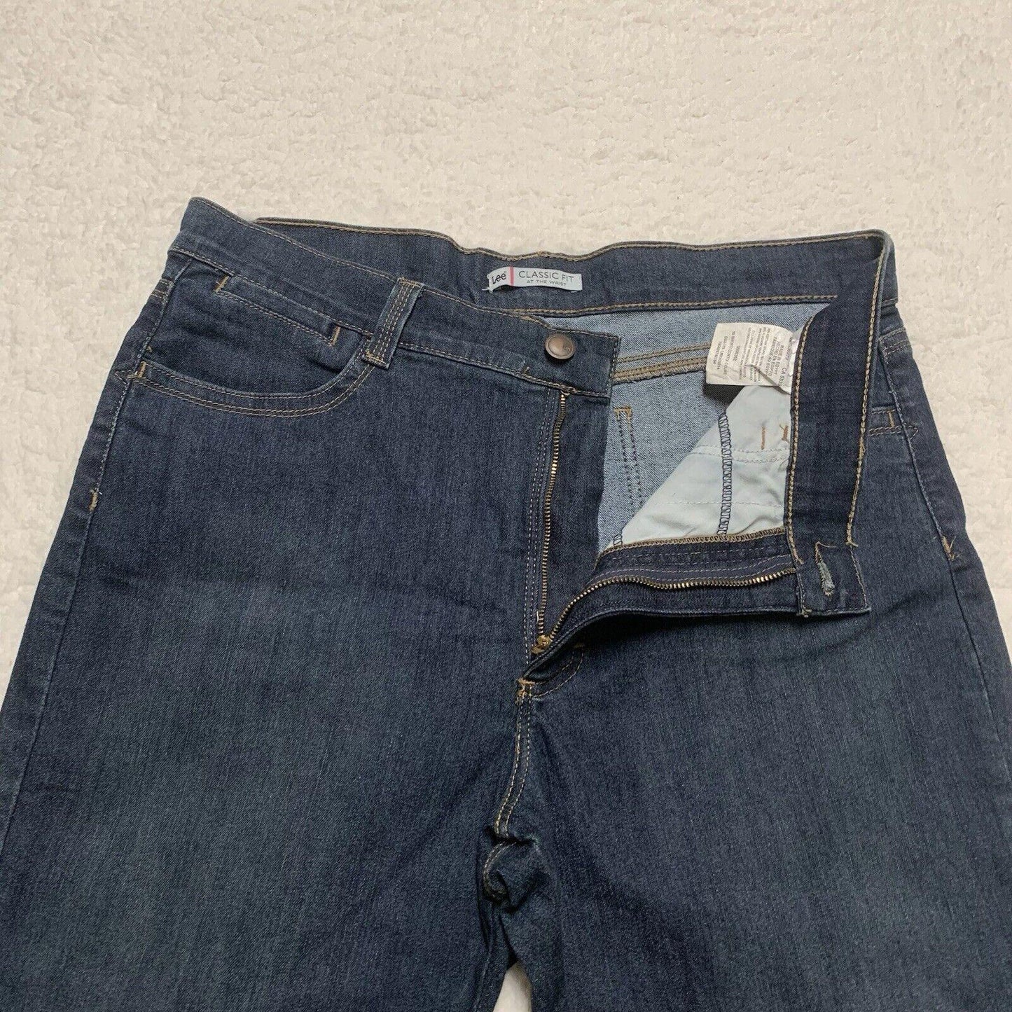 LEE Jeans Women's Sz 18 Short Classic Fit Dark Blue