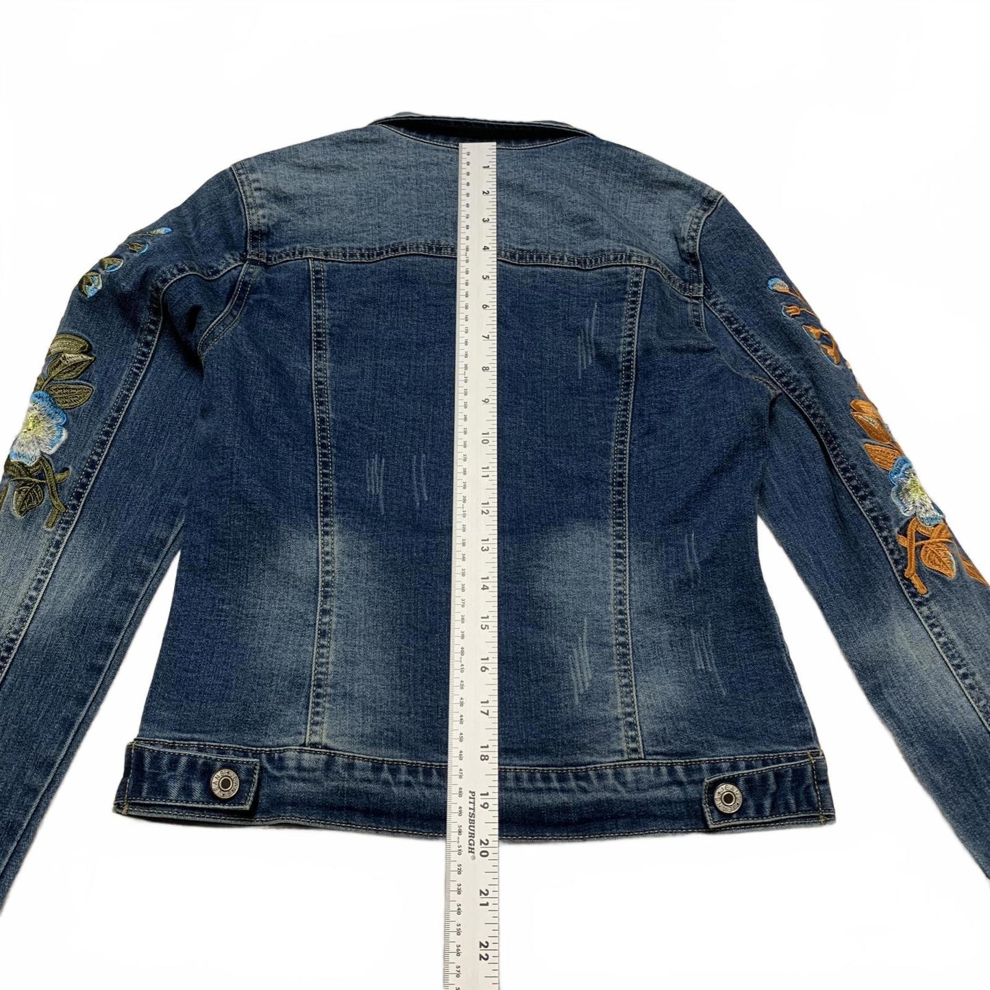 Stylish Denim Jacket with Floral Embroidery Women's Size Medium Dark Denim