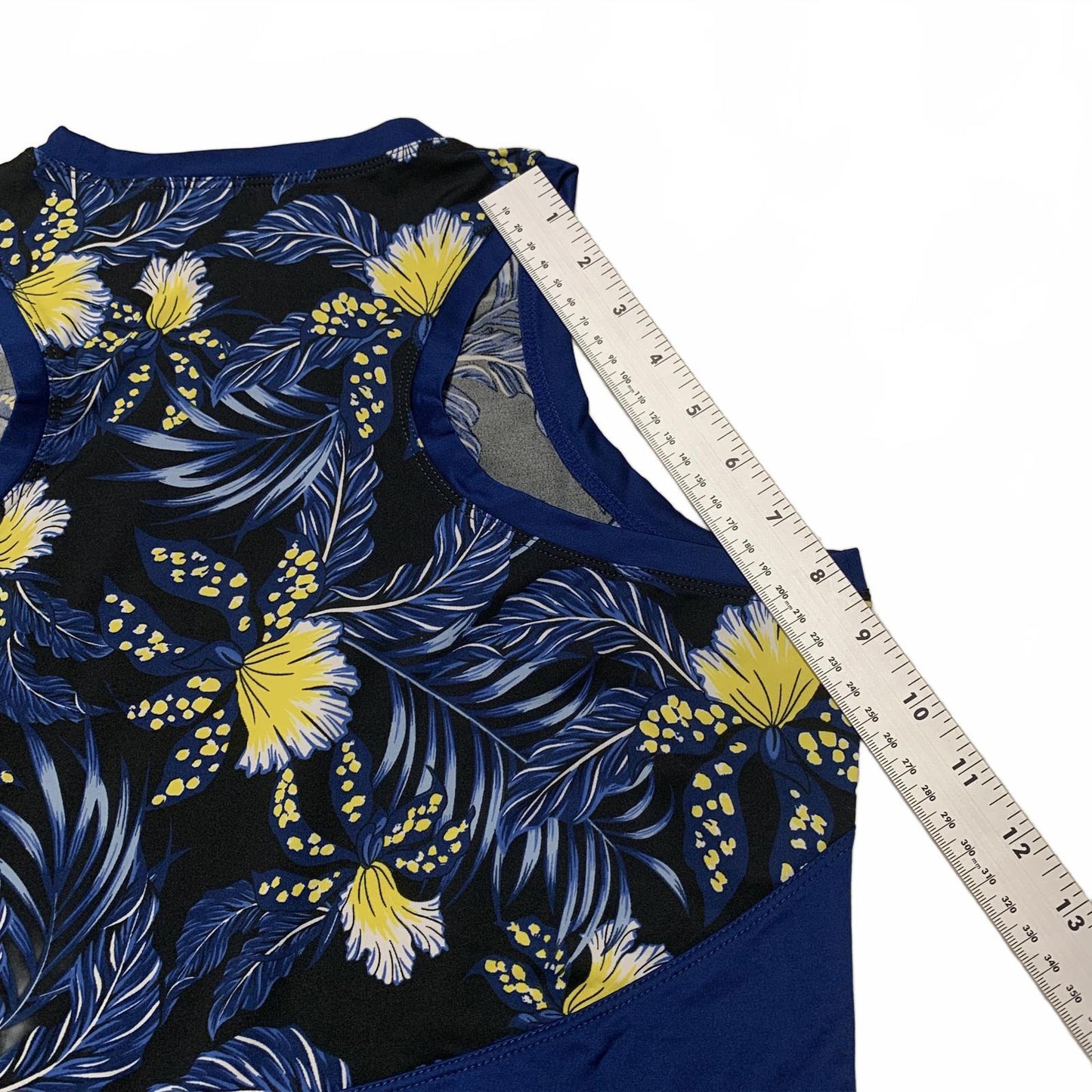 TAIL Women's Sz M Debbie Blue Jungle Sleeveless Floral Top Stretch