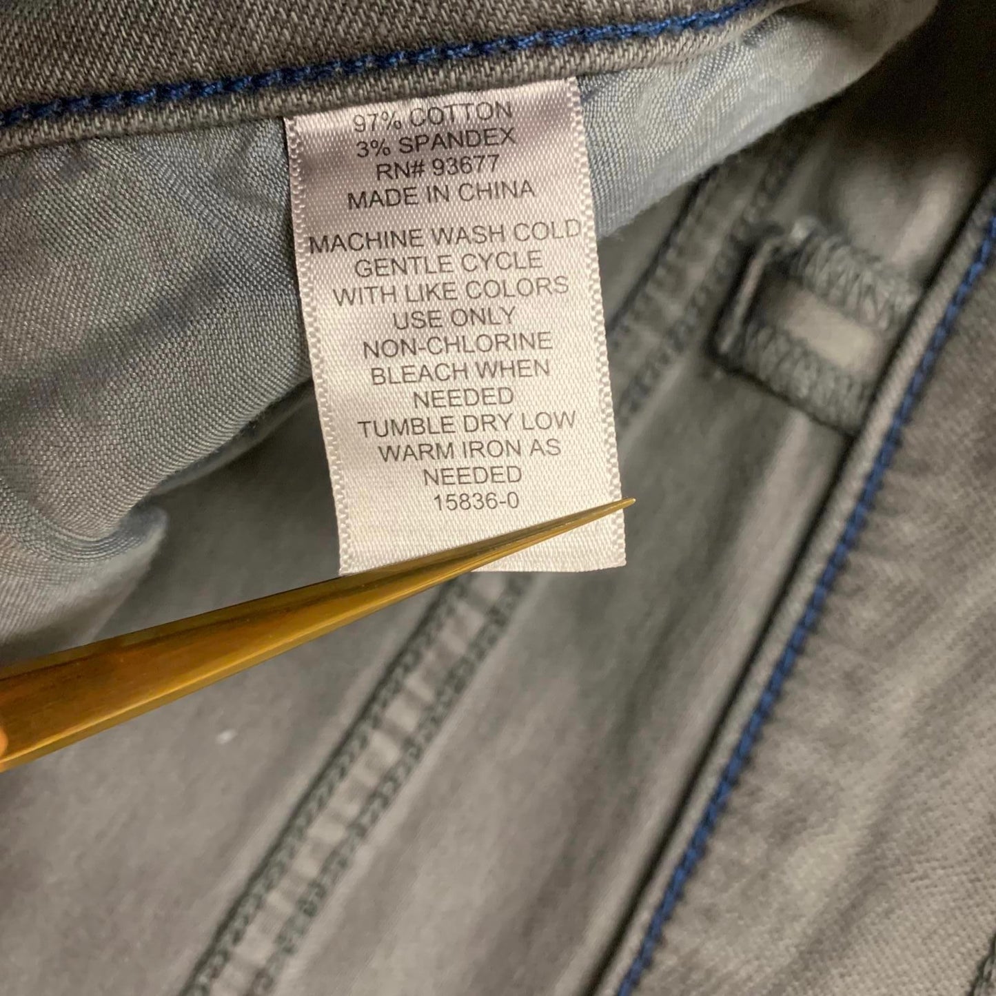 Arizona Jeans Co. Men's Size 52x32 Advance Flex 360 Relaxed Straight Pants