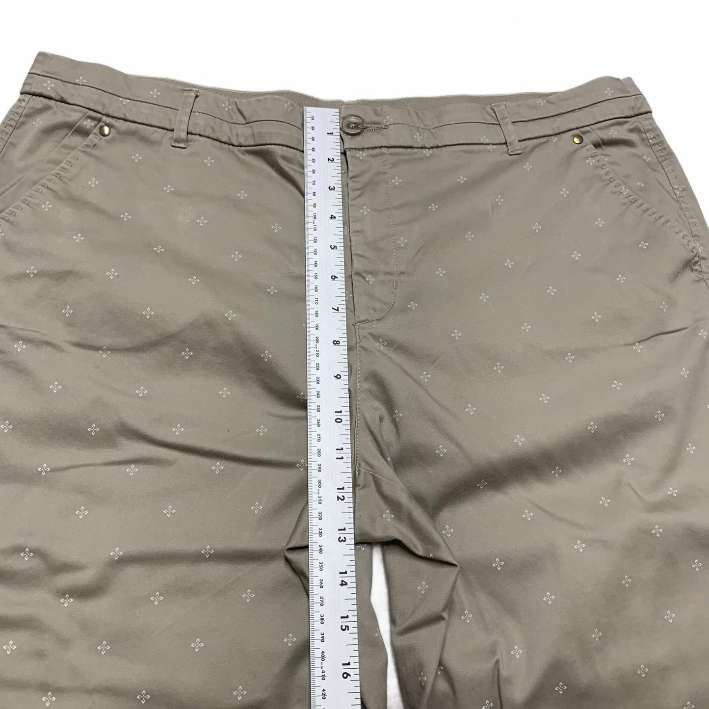 Khakis & Co. Women's Sz 18 Khaki Printed Cropped Pants W40x20L
