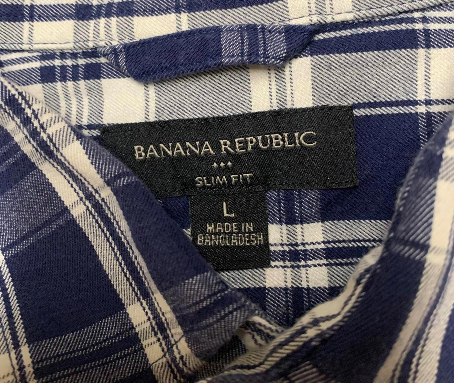 Banana Republic Men’s Size Large Navy Plaid Button-Up Shirt Slim Fit
