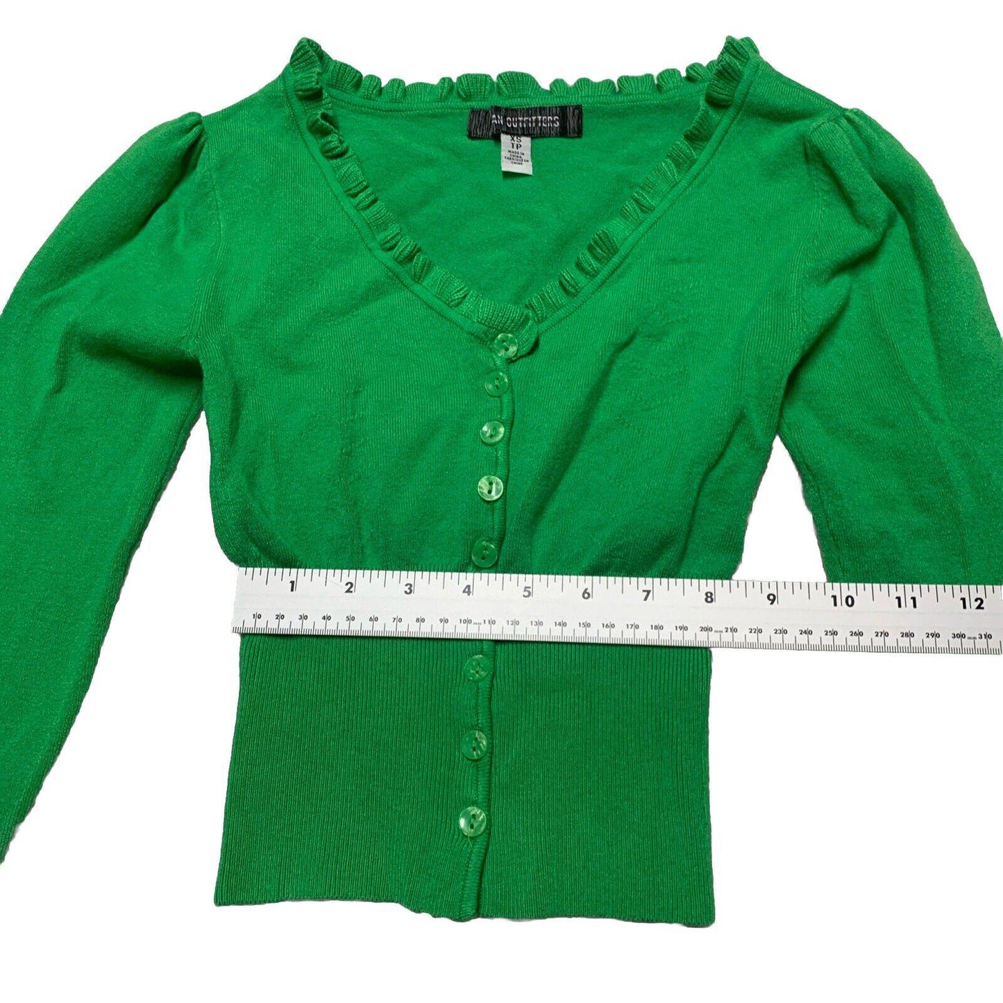 Urban Outfitters Women XS Kelly Green Cropped Button Cardigan Ruffled Collar