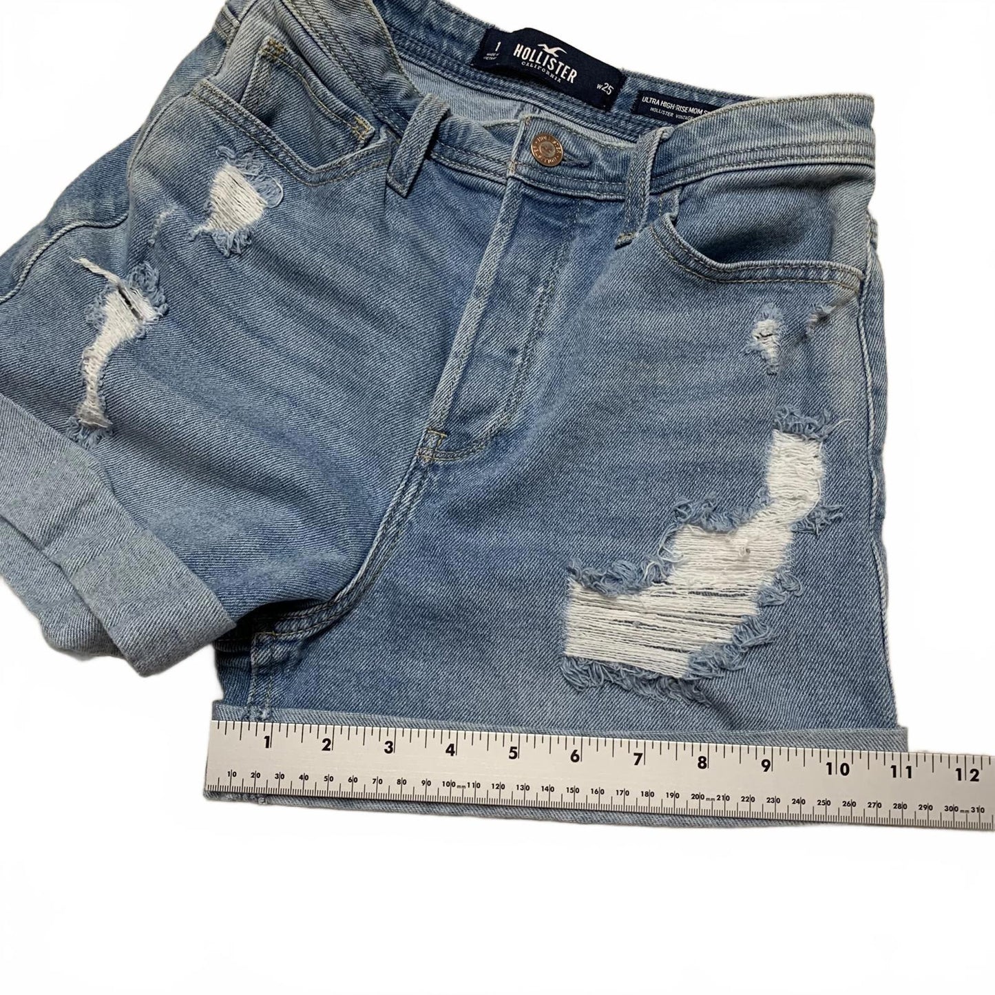 Hollister Ultra High-Rise Mom Shorts Sz 1 W25 Distressed Blue Wash