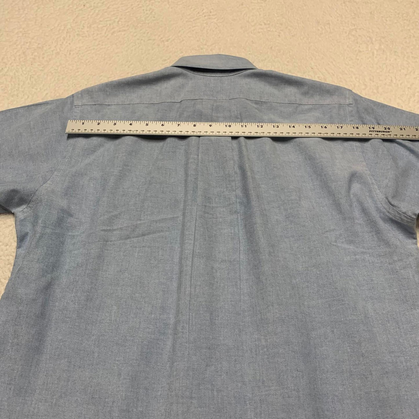 L.L. Bean Men's Size 16/Large Light Blue Short Sleeve Button-Up Shirt