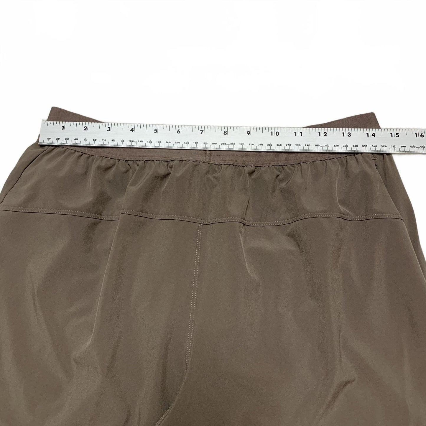 All in Motion Men's Sz Medium Light Brown Running Shorts W29