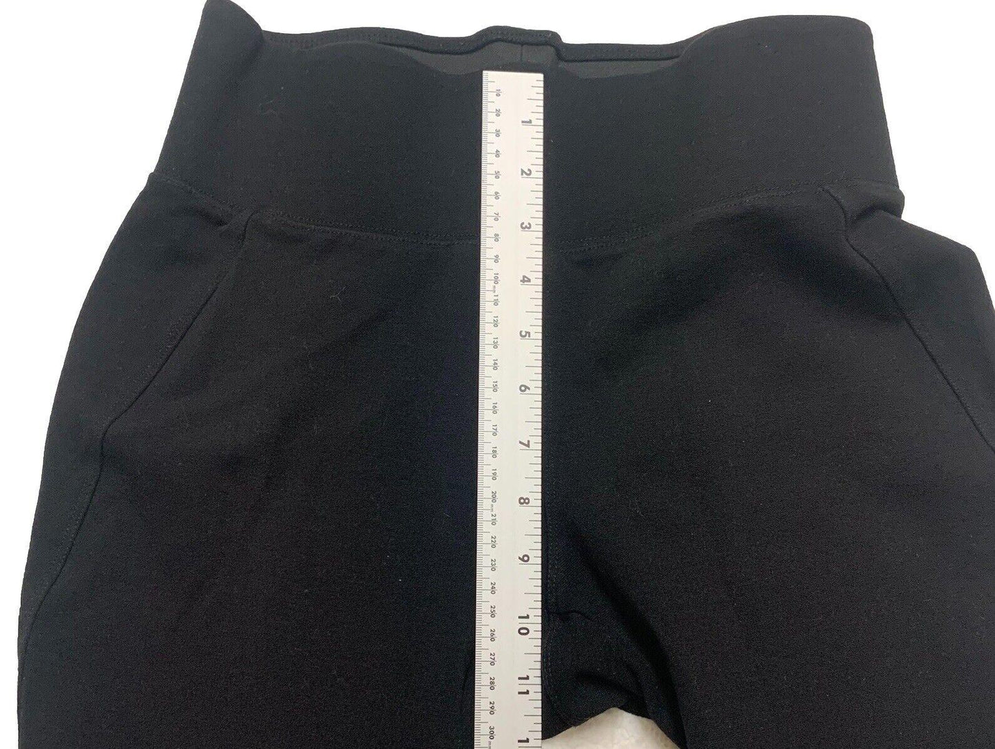 Brass Women's Medium 28” Black Pull-on Elastic Waistband