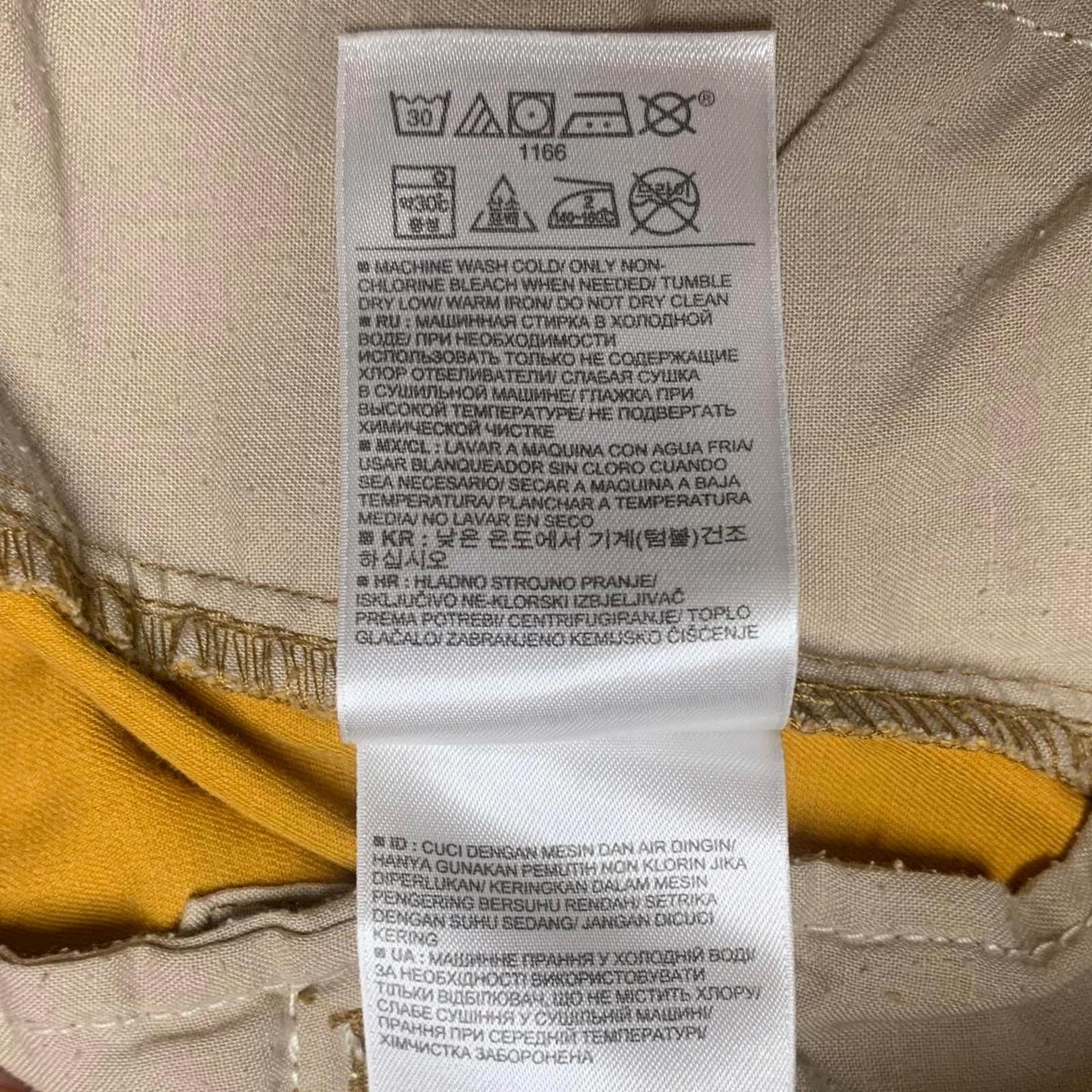 Gap Men's Sz 32 Yellow Cargo Shorts Casual Comfort W33 Gold