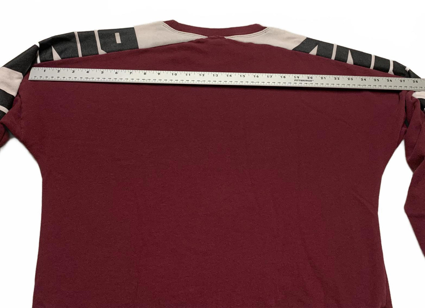 PINK Womens Size Medium Burgundy Pullover Logo Sweatshirt