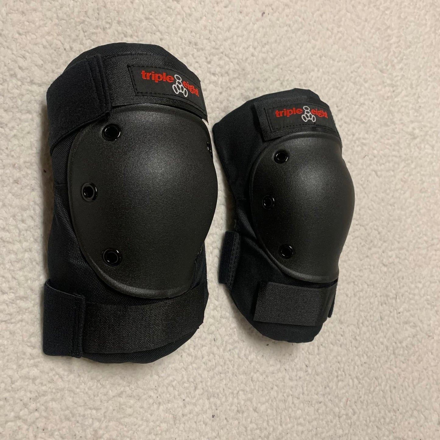 Triple Eight Protective Knee Pads OSFA Black