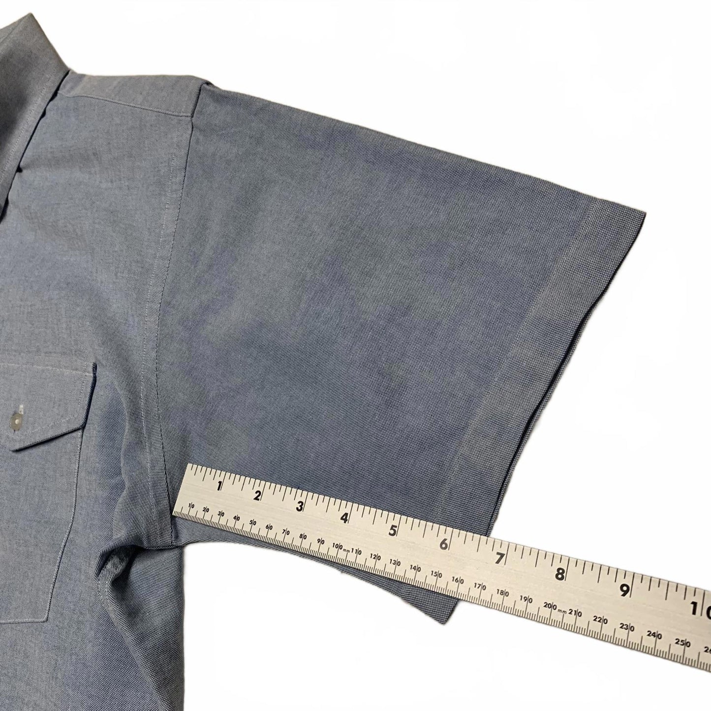 L.L. Bean Men's Size 16/Large Light Blue Short Sleeve Button-Up Shirt