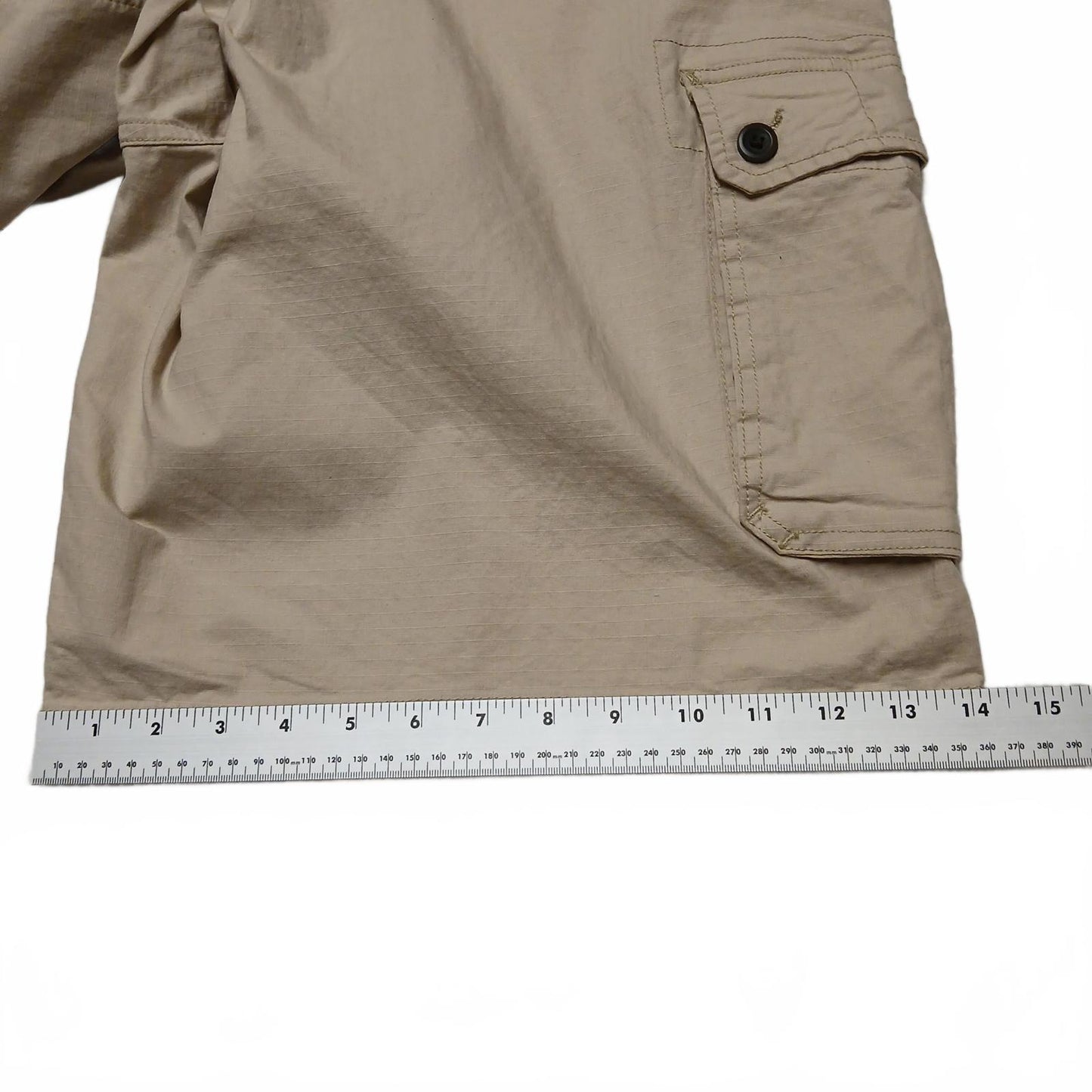 St. John's Bay Men's Sz 44 Beige Cargo Shorts with Belt W46 Classic