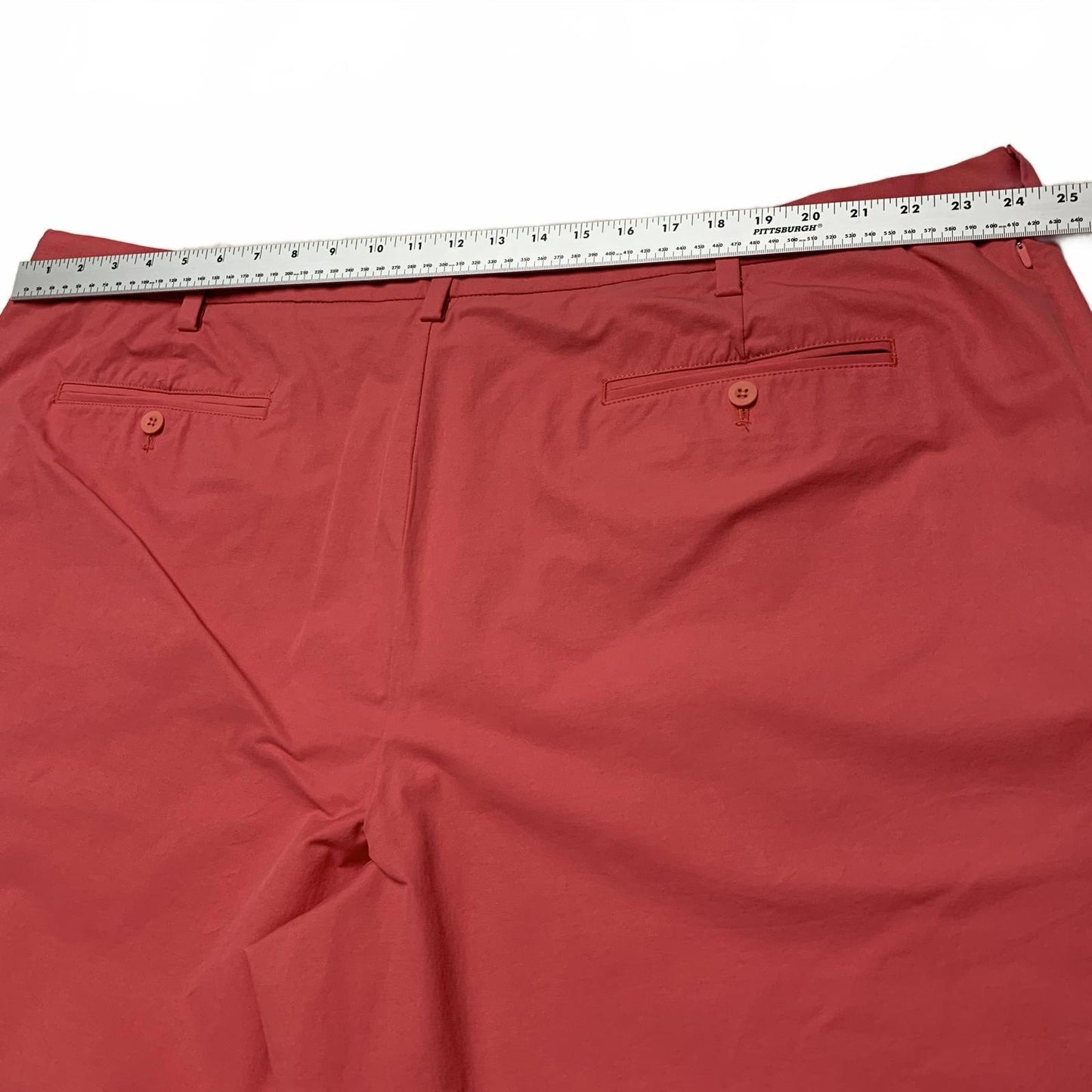 Vineyard Vines Mens OTG Pants Sz 50B Casual Shorts in Coral Red W49