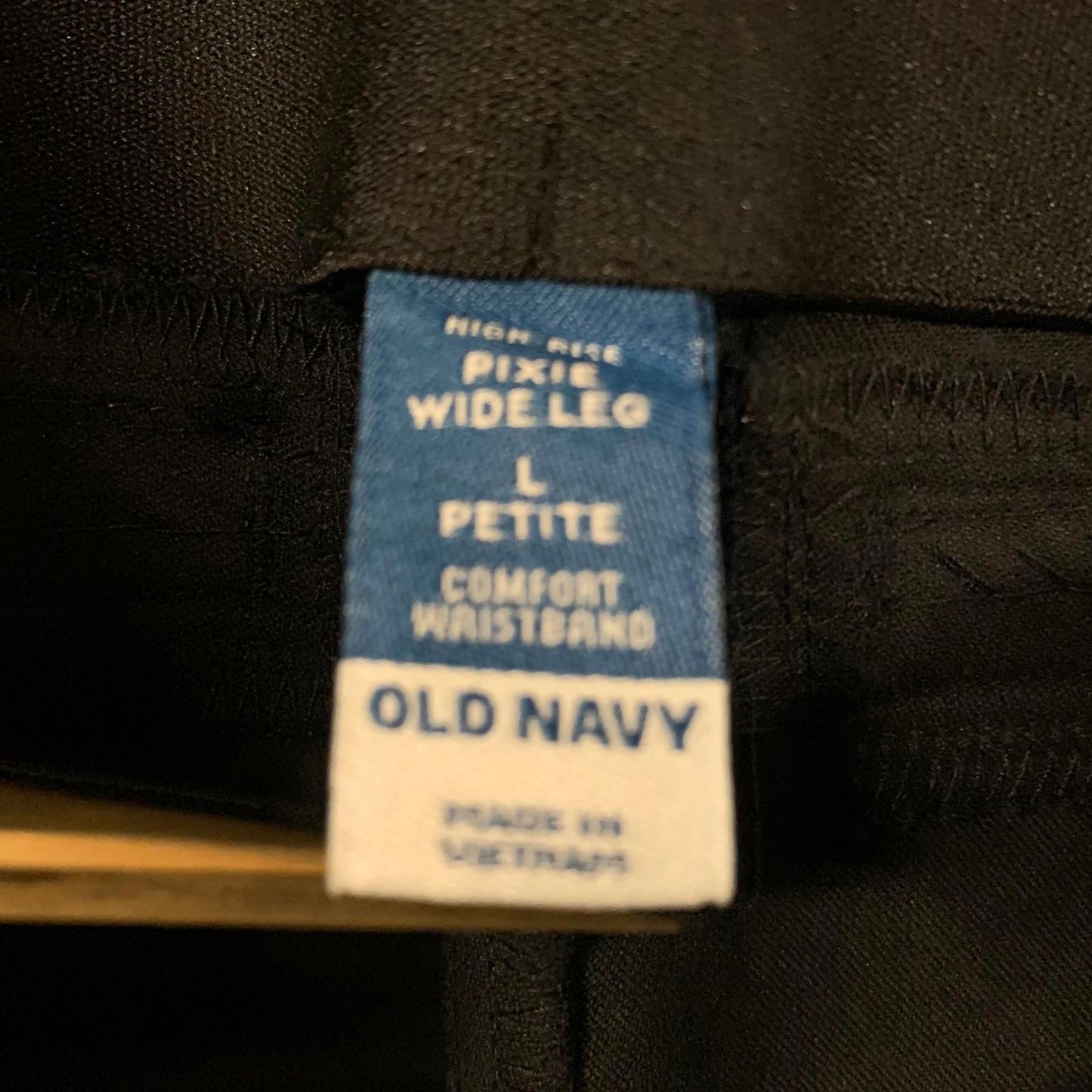 Old Navy Women's Petite L Black Pixie Wide Leg Comfort Waistband 31.5 x 27.5