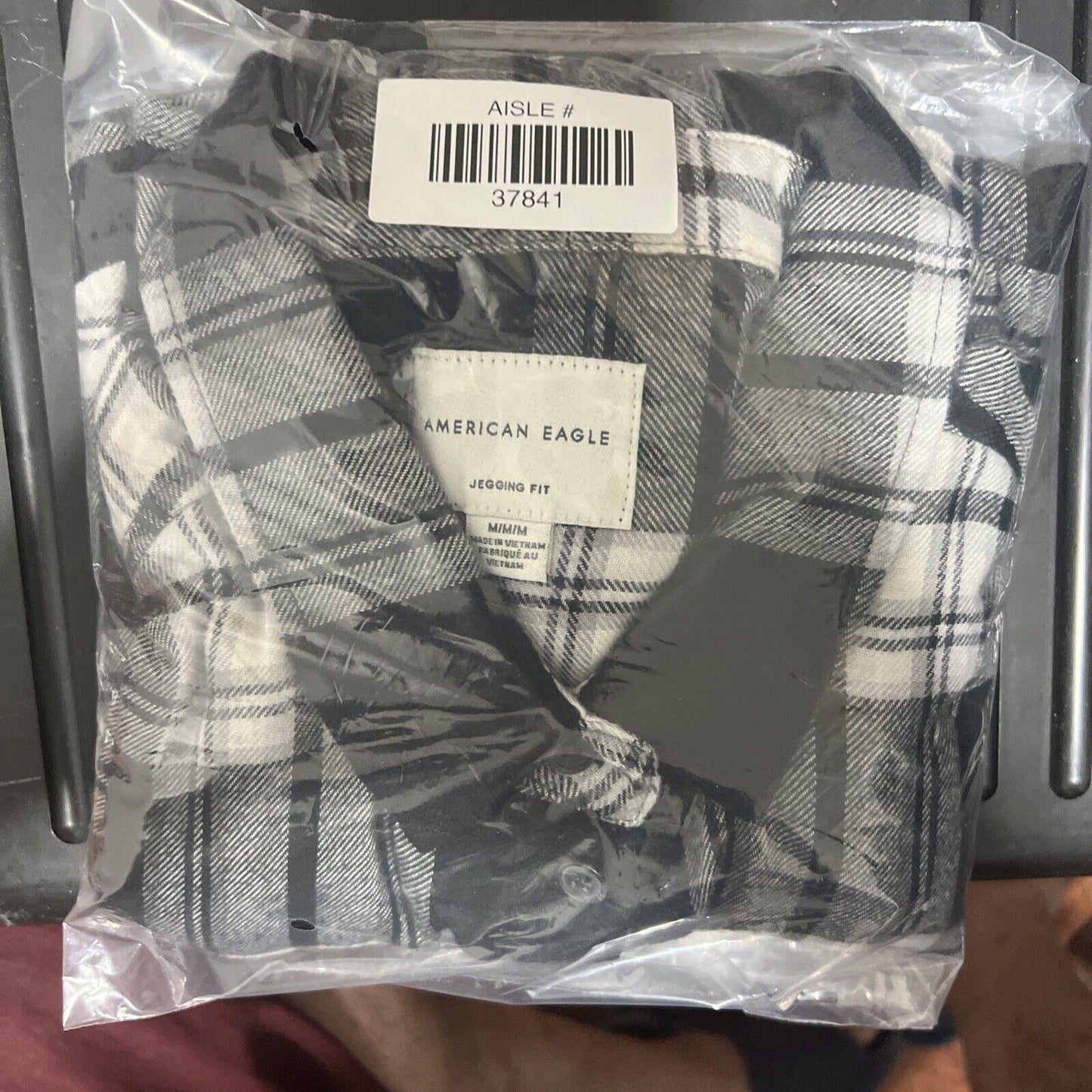 American Eagle Plaid Flannel Tunic Size Small Black White Pin Tuck Jegging Fit M
