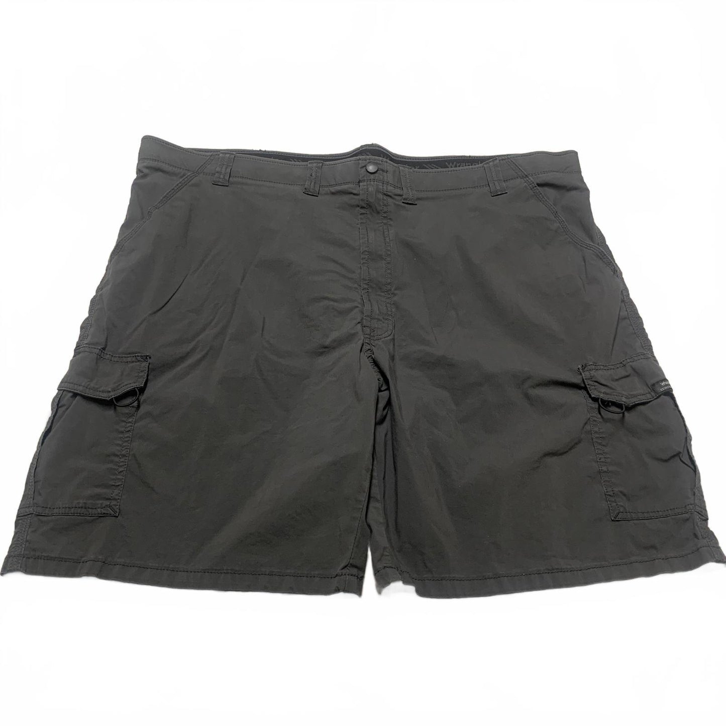 Wrangler Men's Sz 48 Gray Cargo Shorts W49