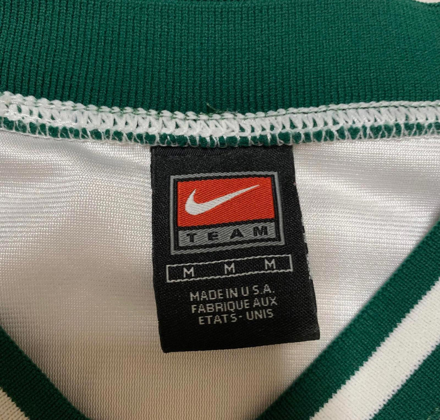 Vintage Nike Mens Raiders Basketball Jersey #15 Sz M White Late 90s Y2K
