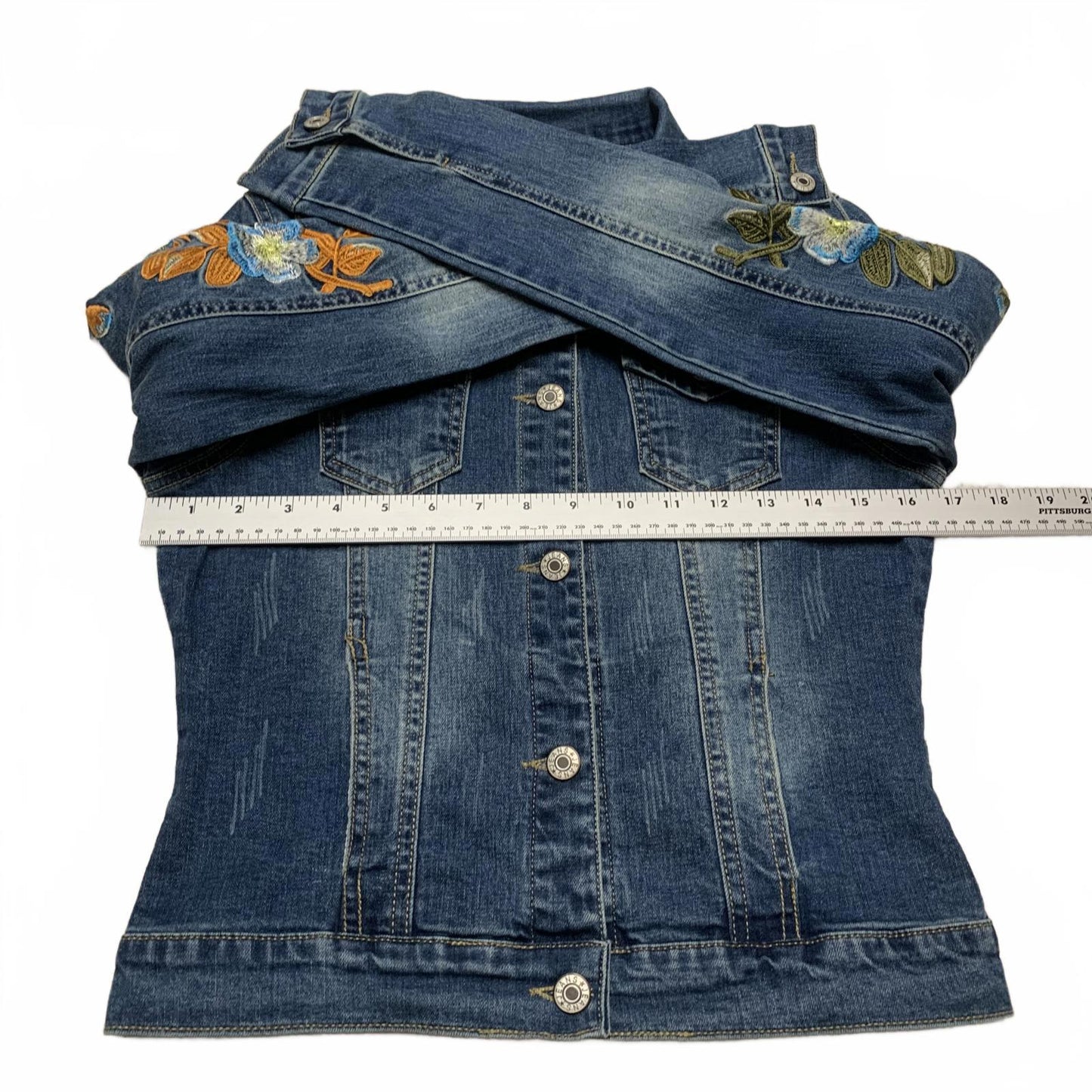 Stylish Denim Jacket with Floral Embroidery Women's Size Medium Dark Denim