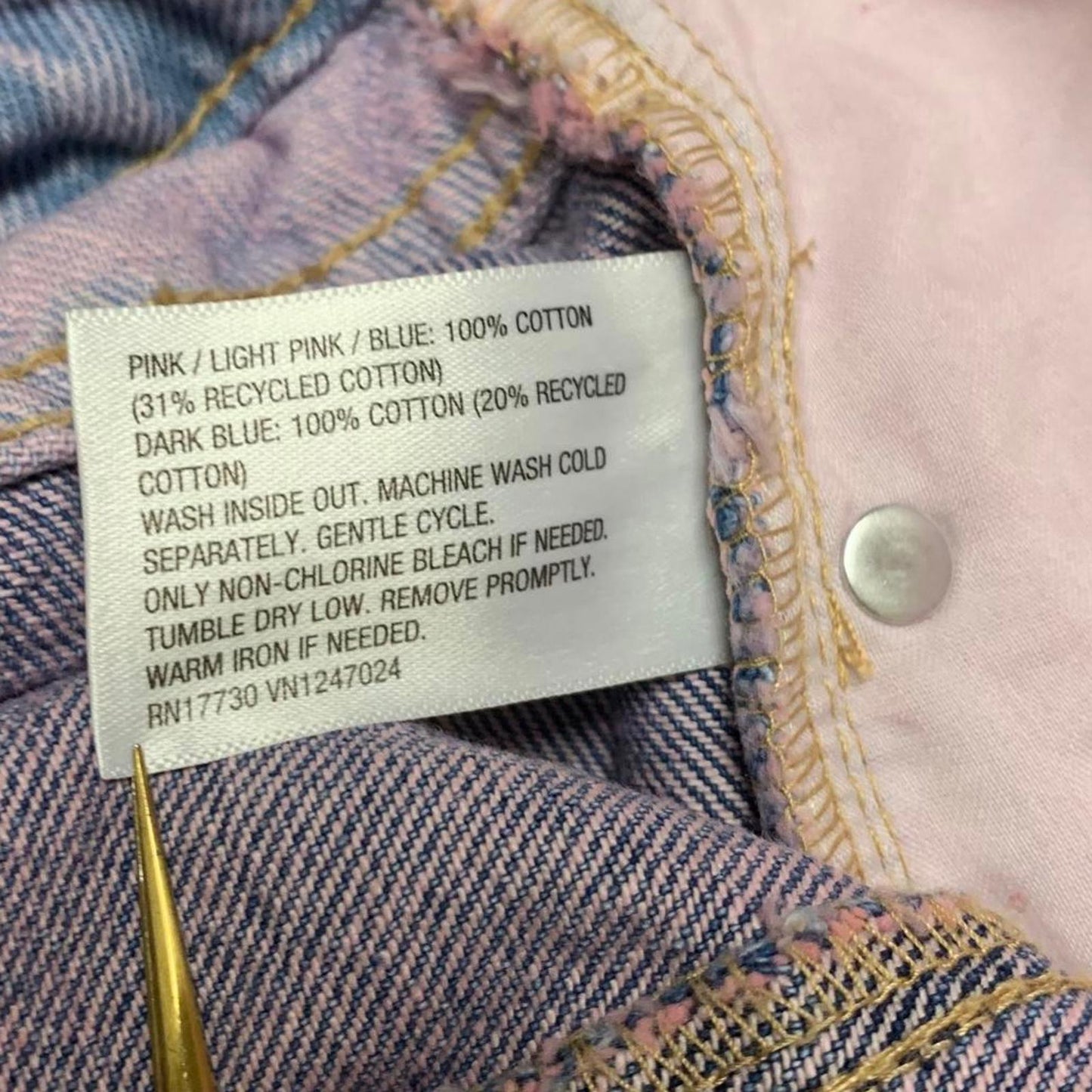 Wild Fable Womens Sz 0 Blue Pink Patchwork Denim Shorts 24.5