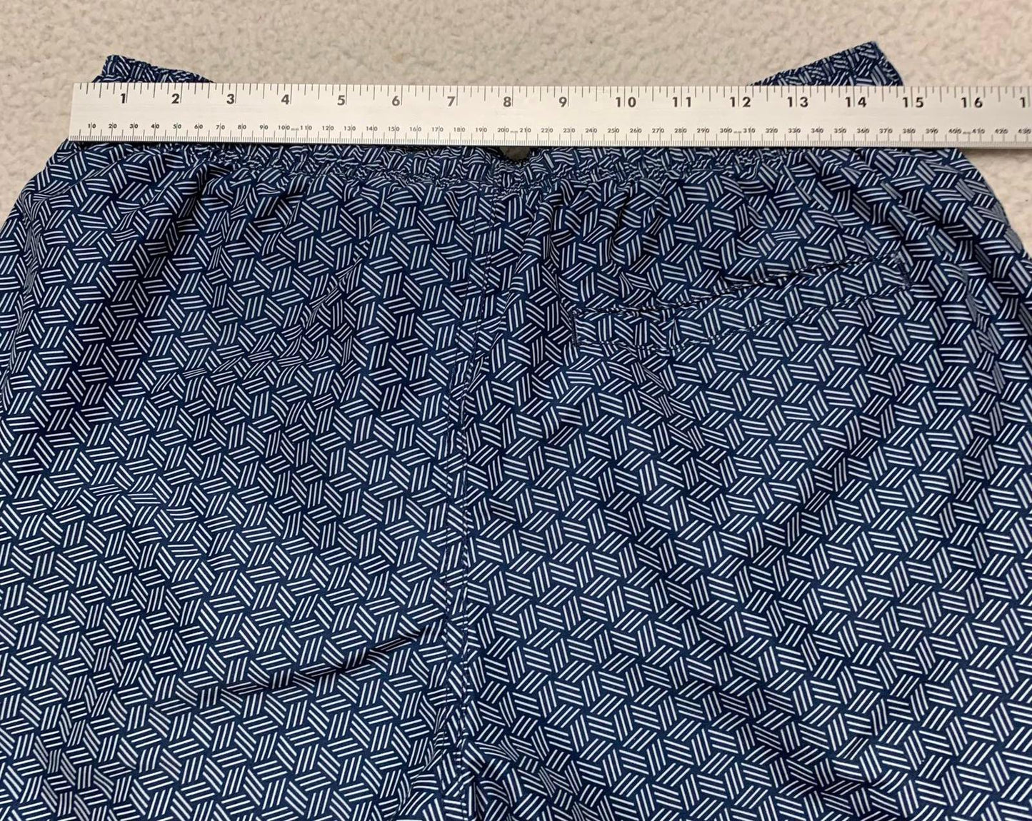 H&M Men's Sz M Navy Geometric Pattern Swim Shorts Trunks W30