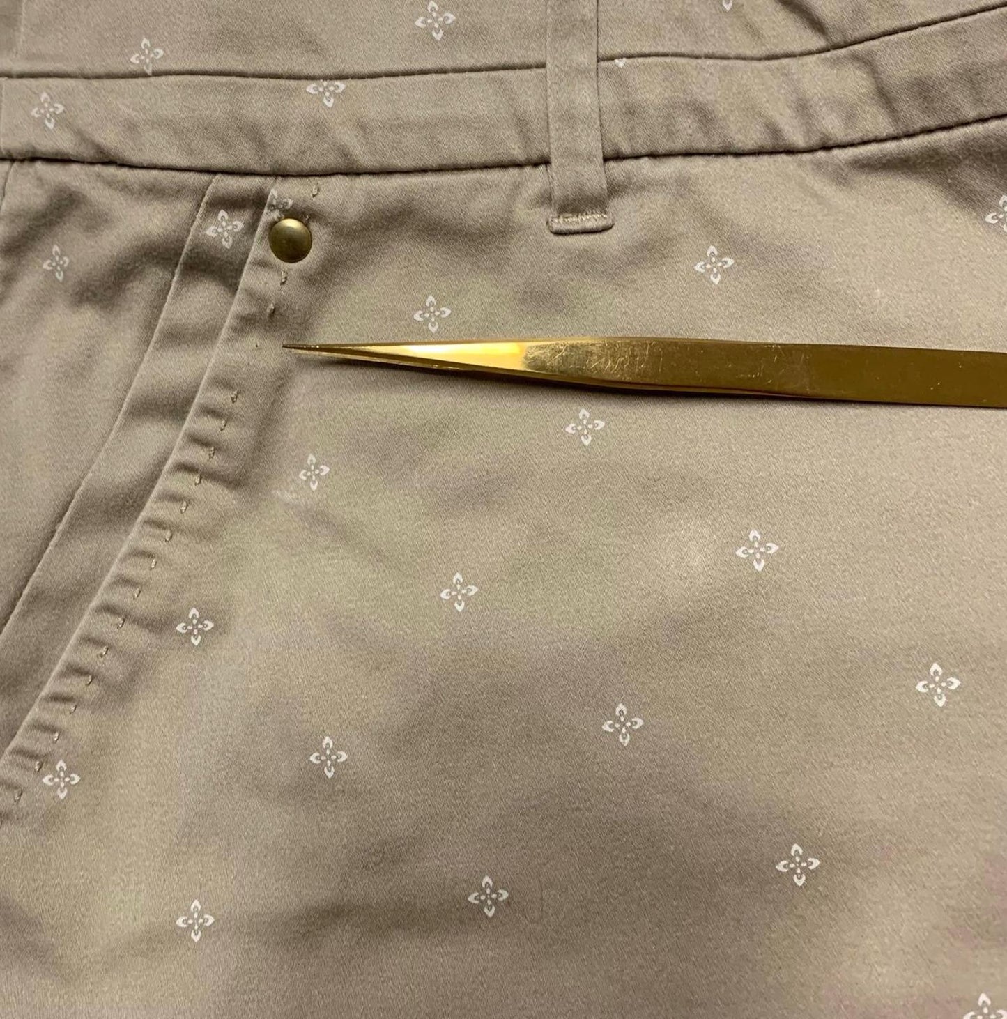 Khakis & Co. Women's Sz 18 Khaki Printed Cropped Pants W40x20L