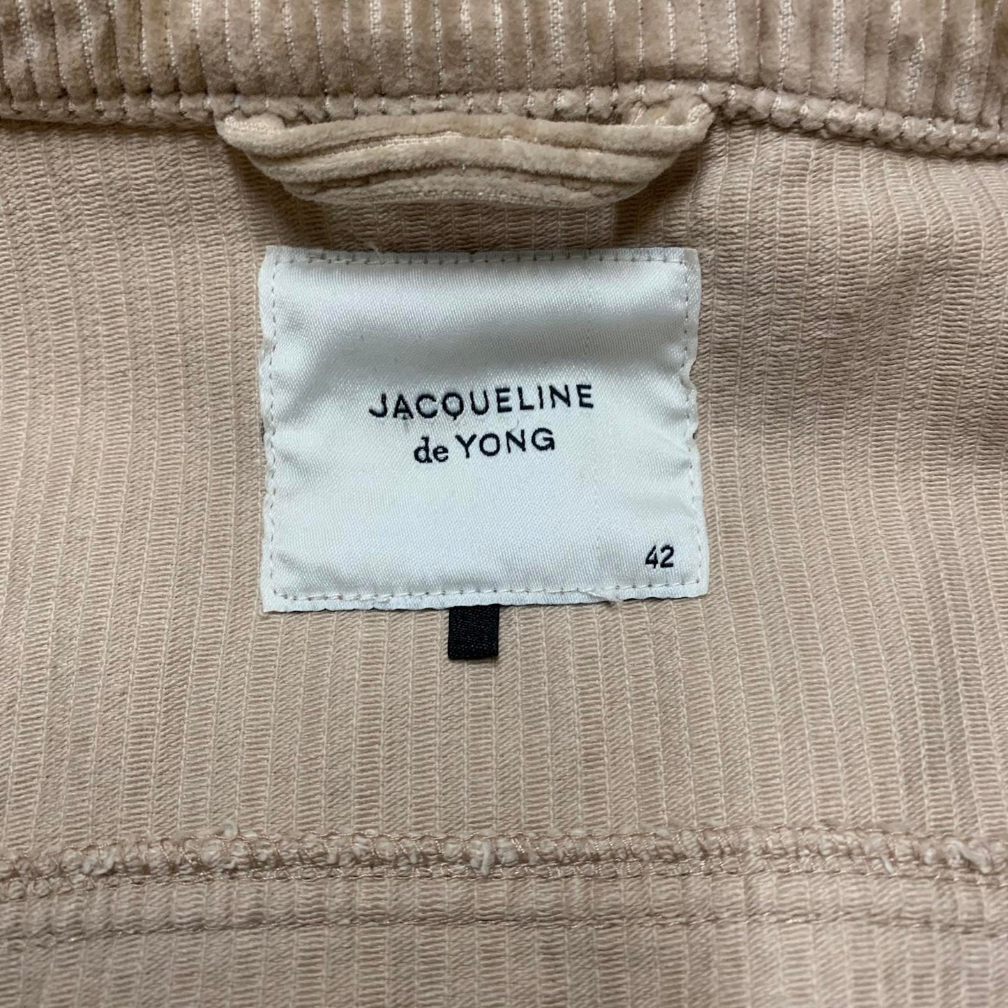 Jacqueline de Yong Women's Sz L/XL 42 Beige Corduroy Cropped Jacket