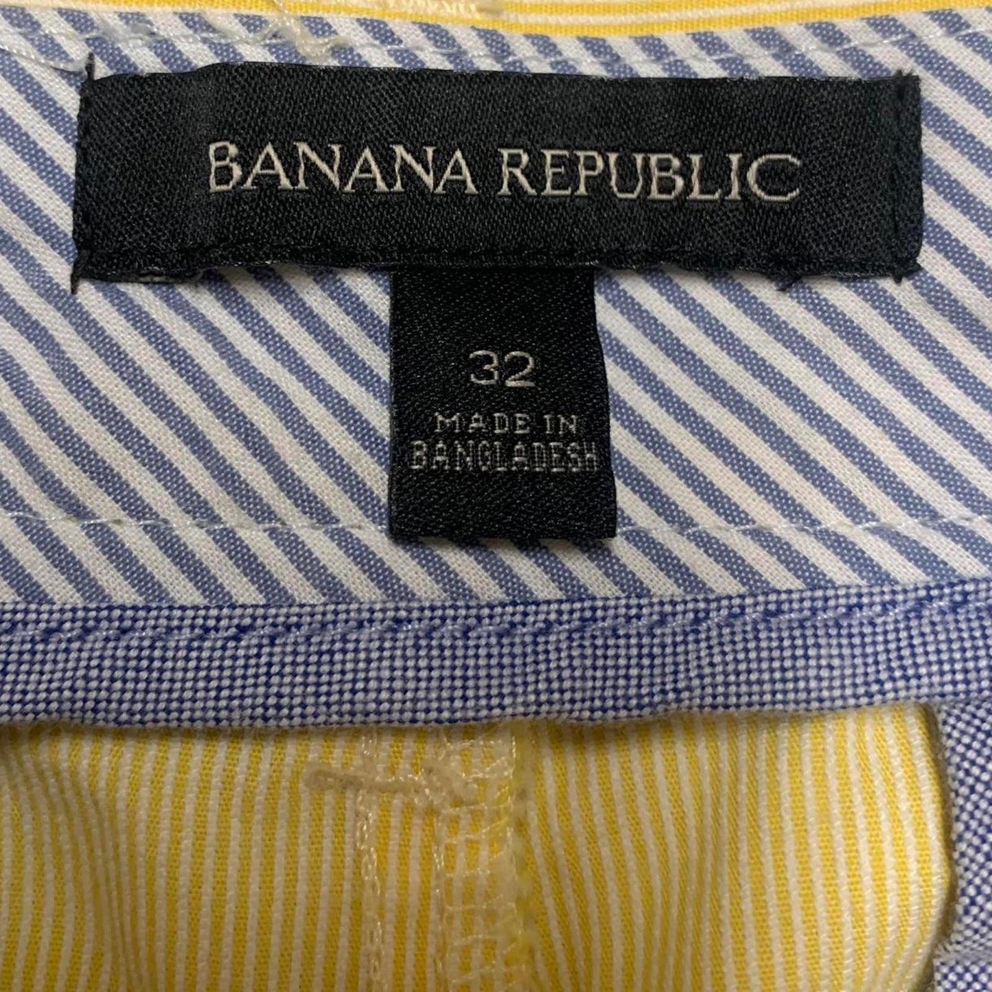Banana Republic Mens Sz 32 Yellow PinStriped chino Shorts W34 Cotton