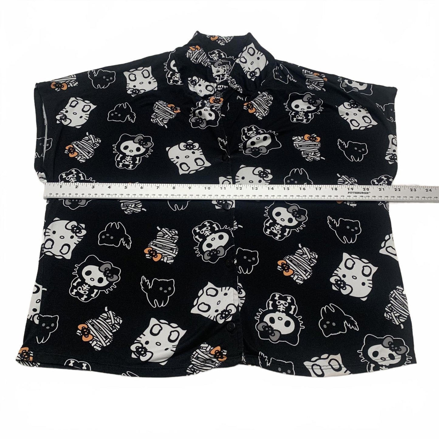 Hello Kitty Womens Size Small Black Sleepwear Top Halloween Short Sleeve Shirt