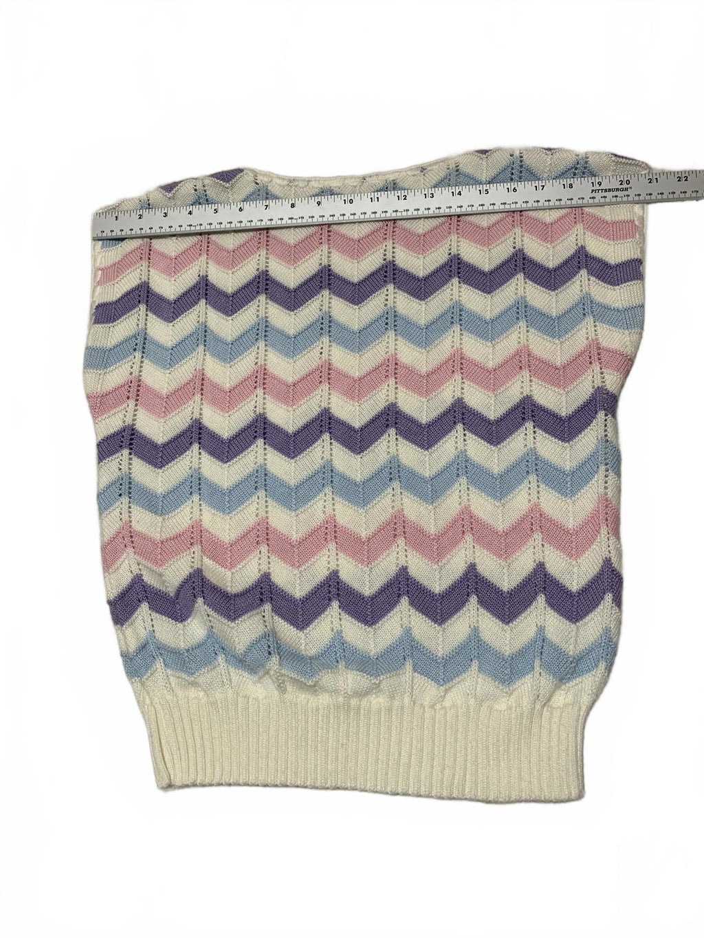 Vintage 80s Jolie New York Women's Pastel  Sweater Vest Chevron Pattern