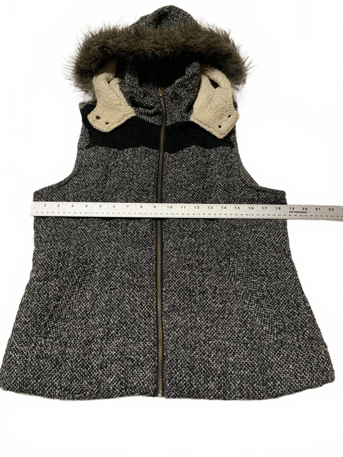 Chaleco de piel sintética Y2K Supply Co. para mujer, talla L, negro moteado, con capucha y cremallera