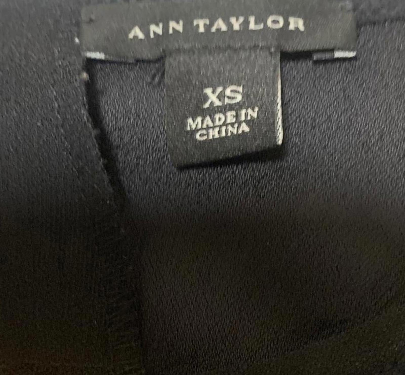 Blusa negra sin mangas Ann Taylor para mujer, talla extra pequeña