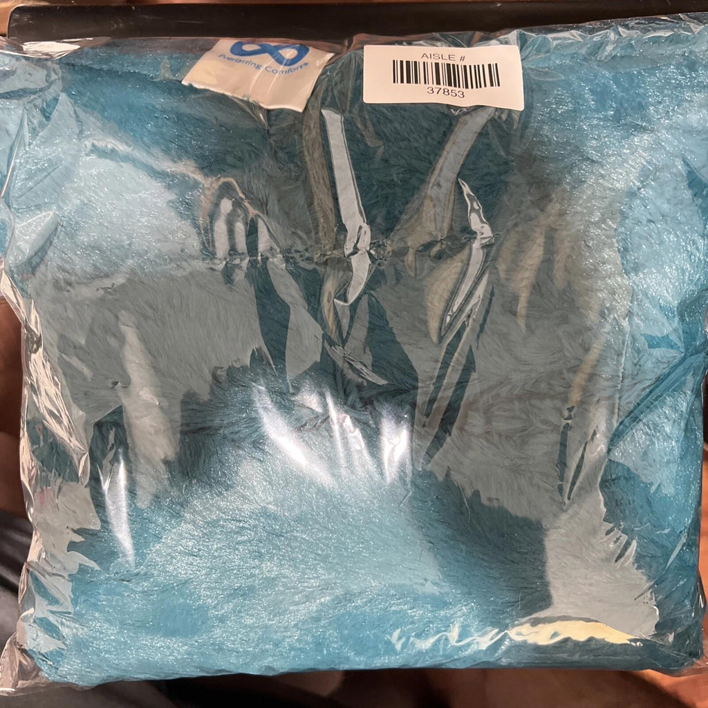 Manta de piel sintética de lujo Everlasting Comfort de 50” x 65”, suave y esponjosa, de doble cara