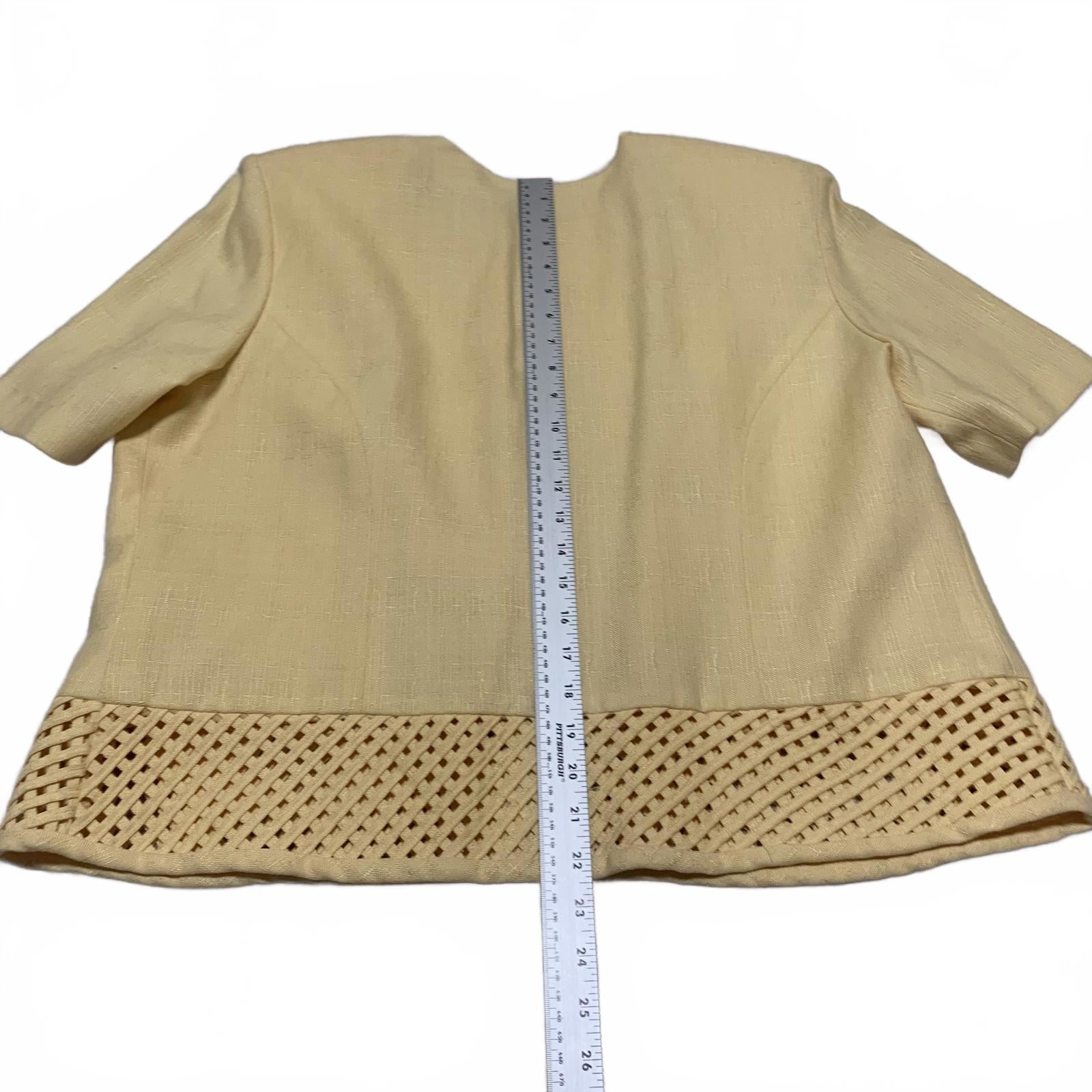 Chaqueta amarilla con botones y diseño enrejado de Lennie Woman para Nina Leonard, talla 16W, para mujer