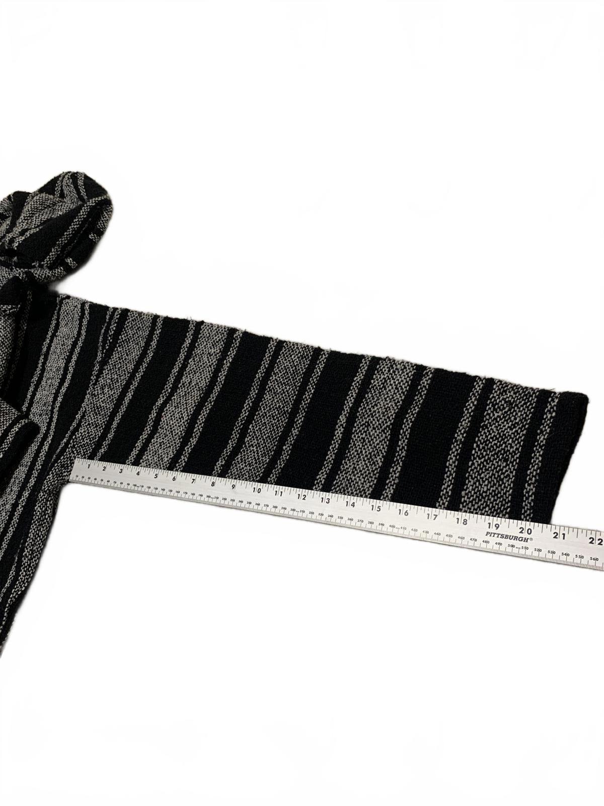 La Montaña Especial Sudadera con capucha a rayas blancas y negras talla XL para hombre, México