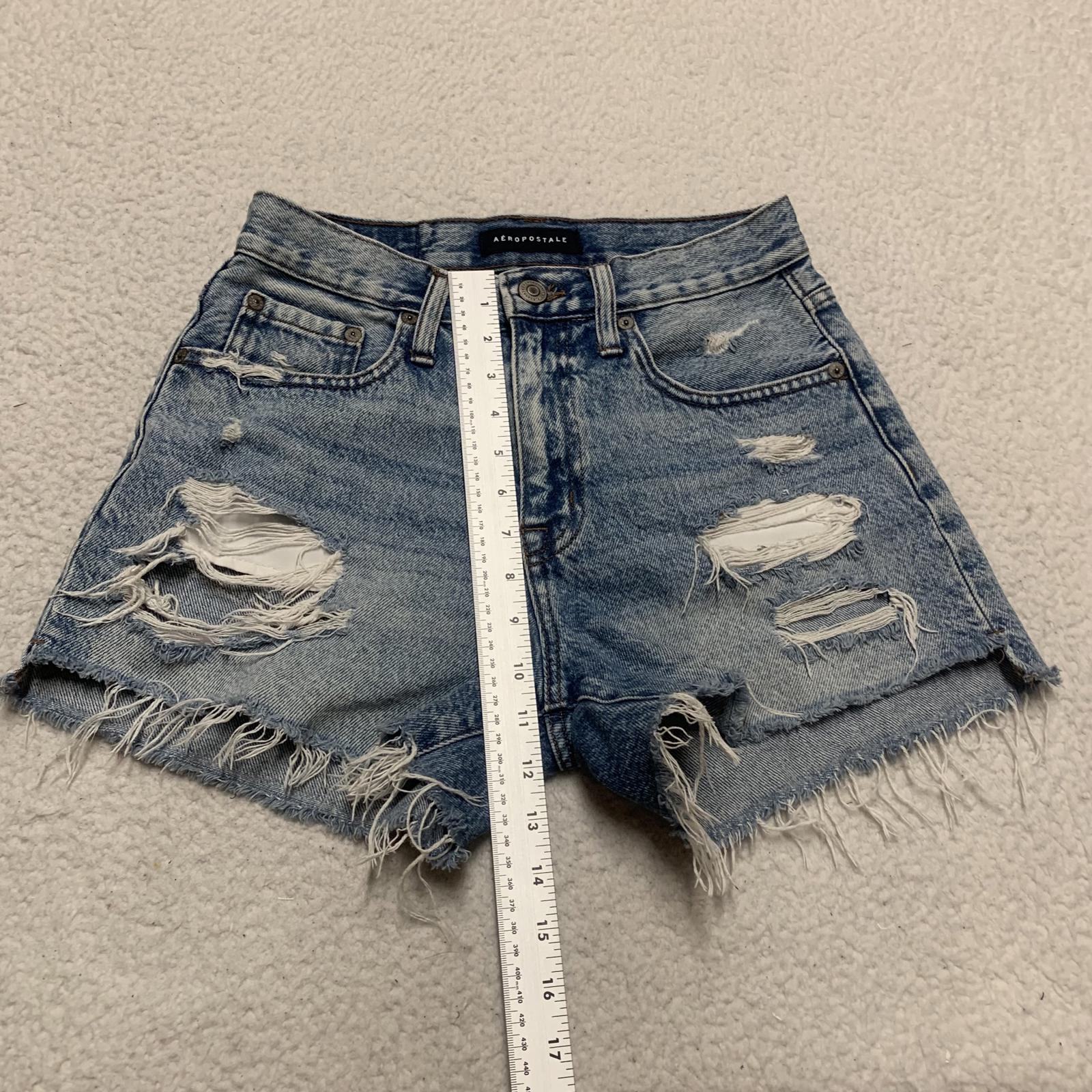 Pantalones cortos vaqueros desgastados de cintura alta de Aeropostale para mujer, talla 4, de mezclilla azul rotos