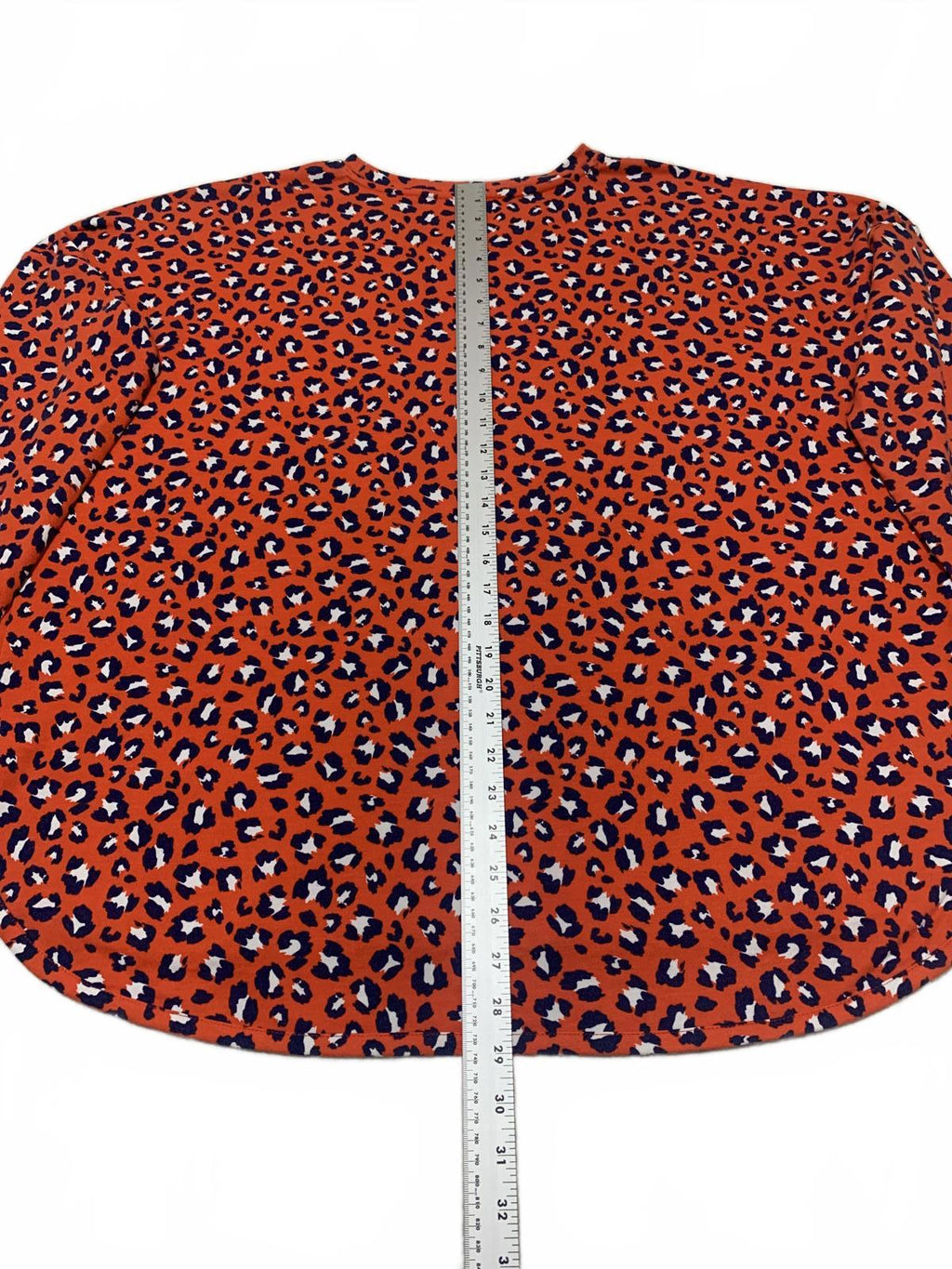 Blusa Cabana de Crown &amp; Ivy con estampado de leopardo en rojo y azul de manga larga para mujer, talla XL