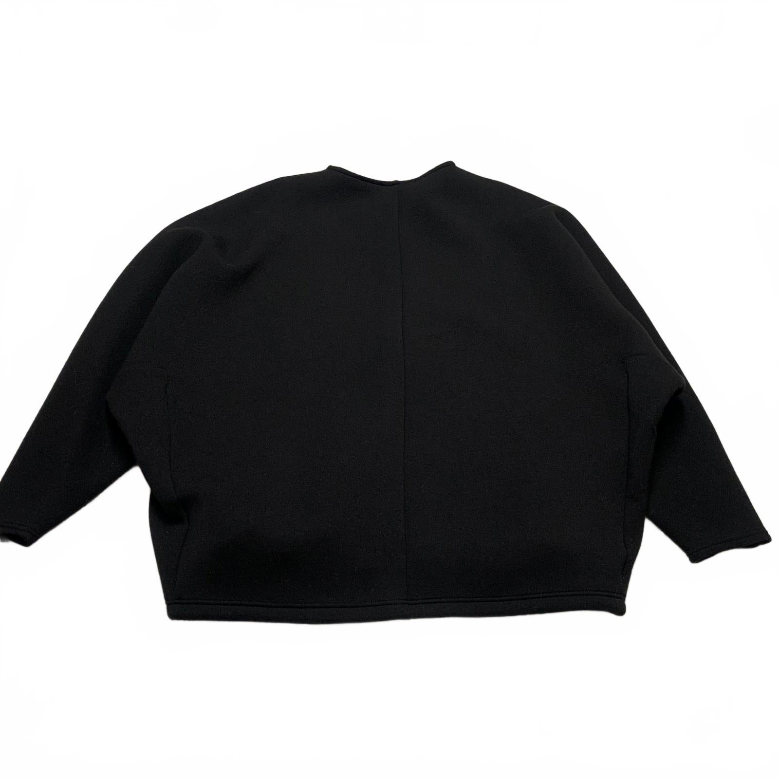 Sudadera corta negra extragrande para mujer de Zara