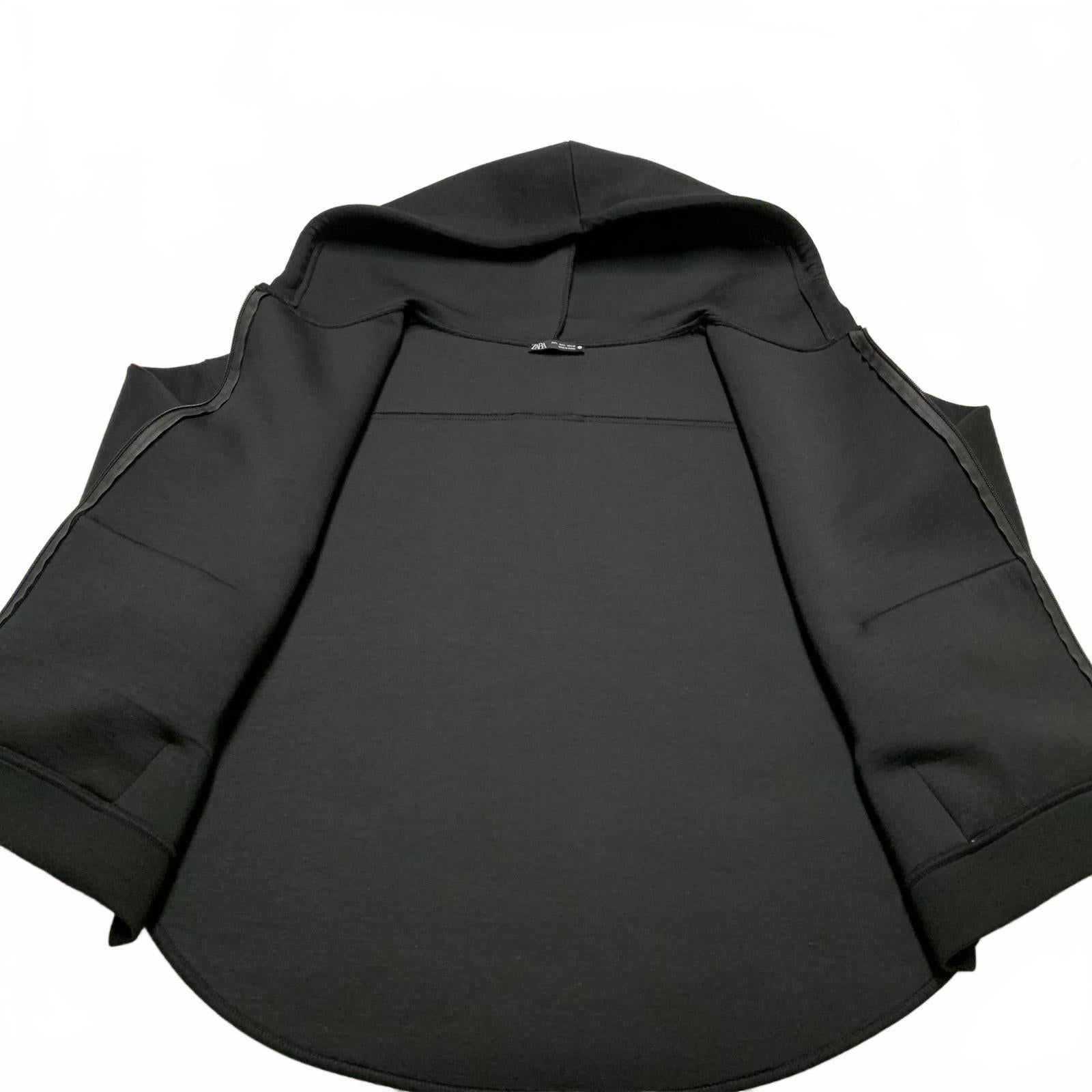 Sudadera con capucha y cremallera negra informal para mujer, talla grande, de ZARA