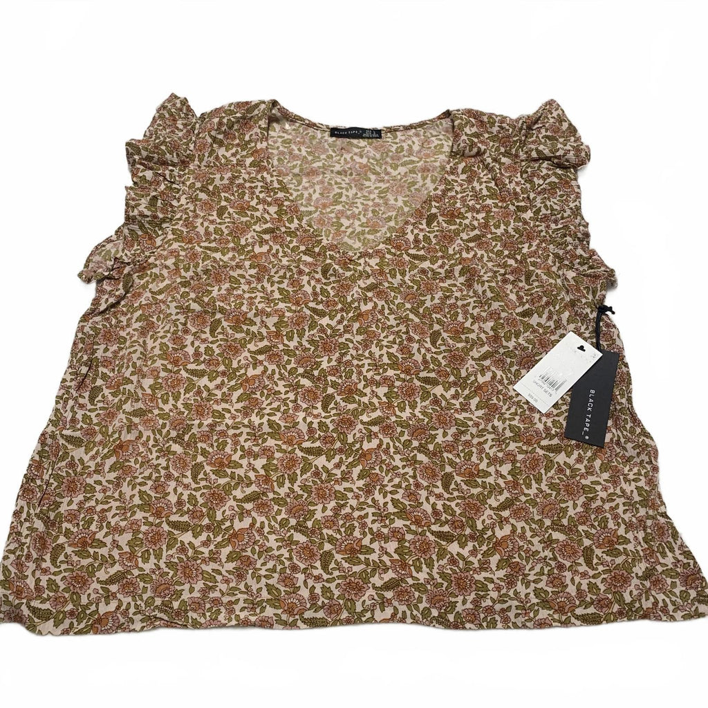 Blusa de manga corta con volantes y cuello en V floral talla grande para mujer de Black Tape India