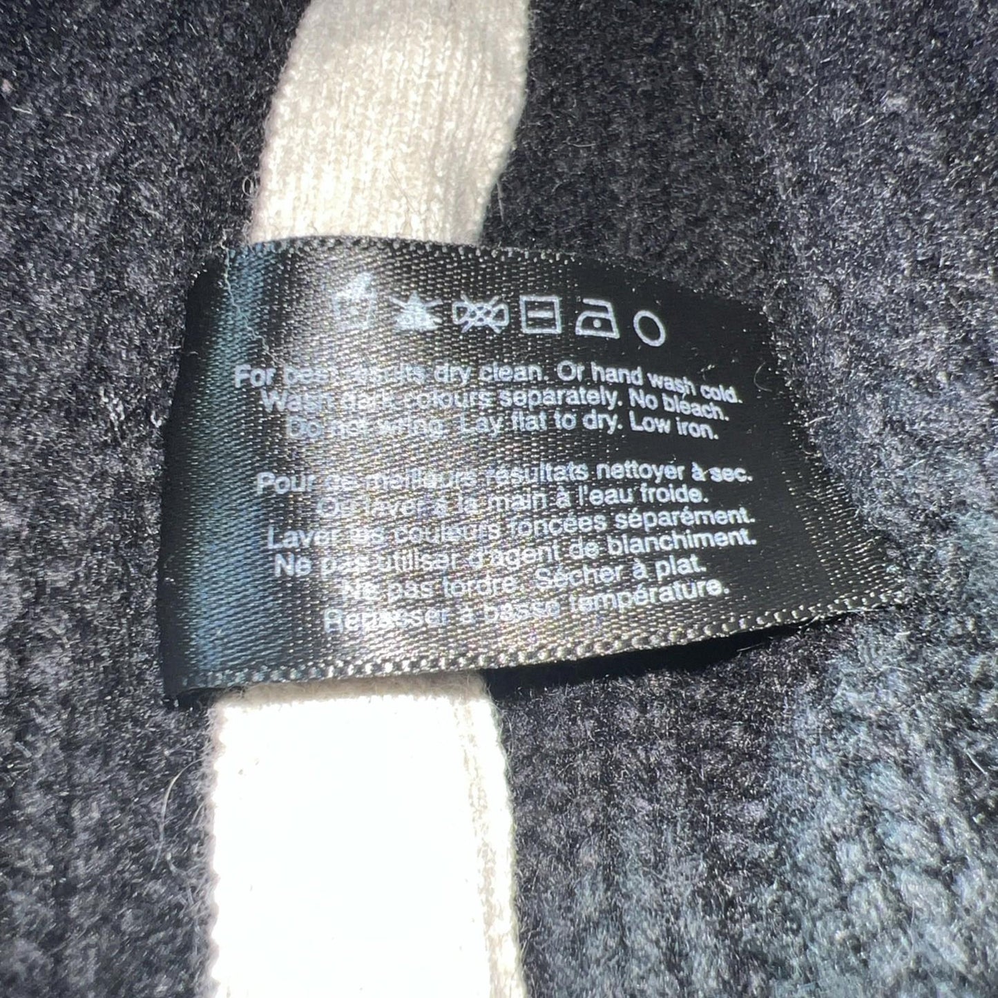 Club Monaco Men's Unisex  Size Large Black Button Down  Knit Cardigan