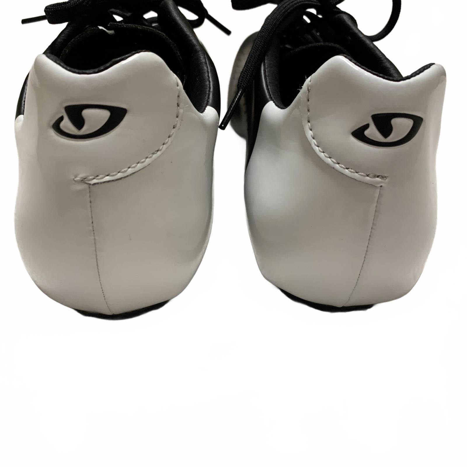 Zapatillas de ciclismo Giro Sport para hombre, talla 12 (EE. UU.), color negro y blanco, para bicicleta de carretera SPD, sin clip